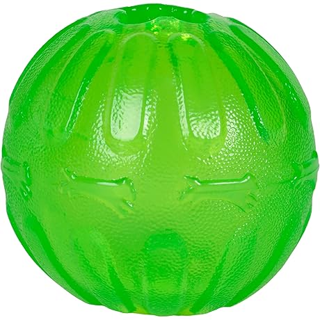 Interactive Treat Dispensing Ball: A Fun and Rewarding Treat Time for Your Furry Friend