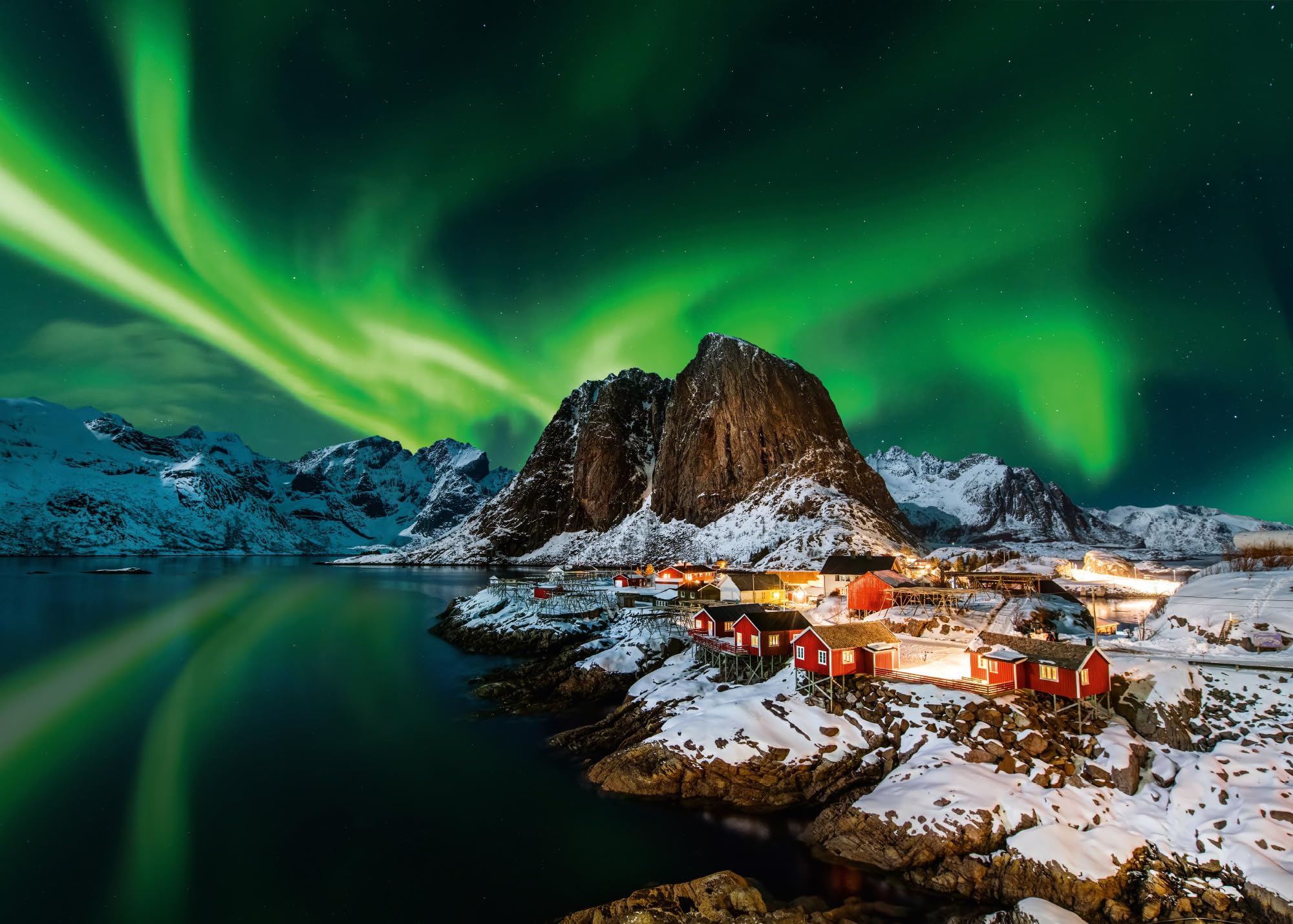 Ulmer Puzzleschmiede Puzzle Norvège 2000 pièces « Aurore boréale » - Carton de qualité supérieure - 97 x 69 cm - Puzzlers pour adultes