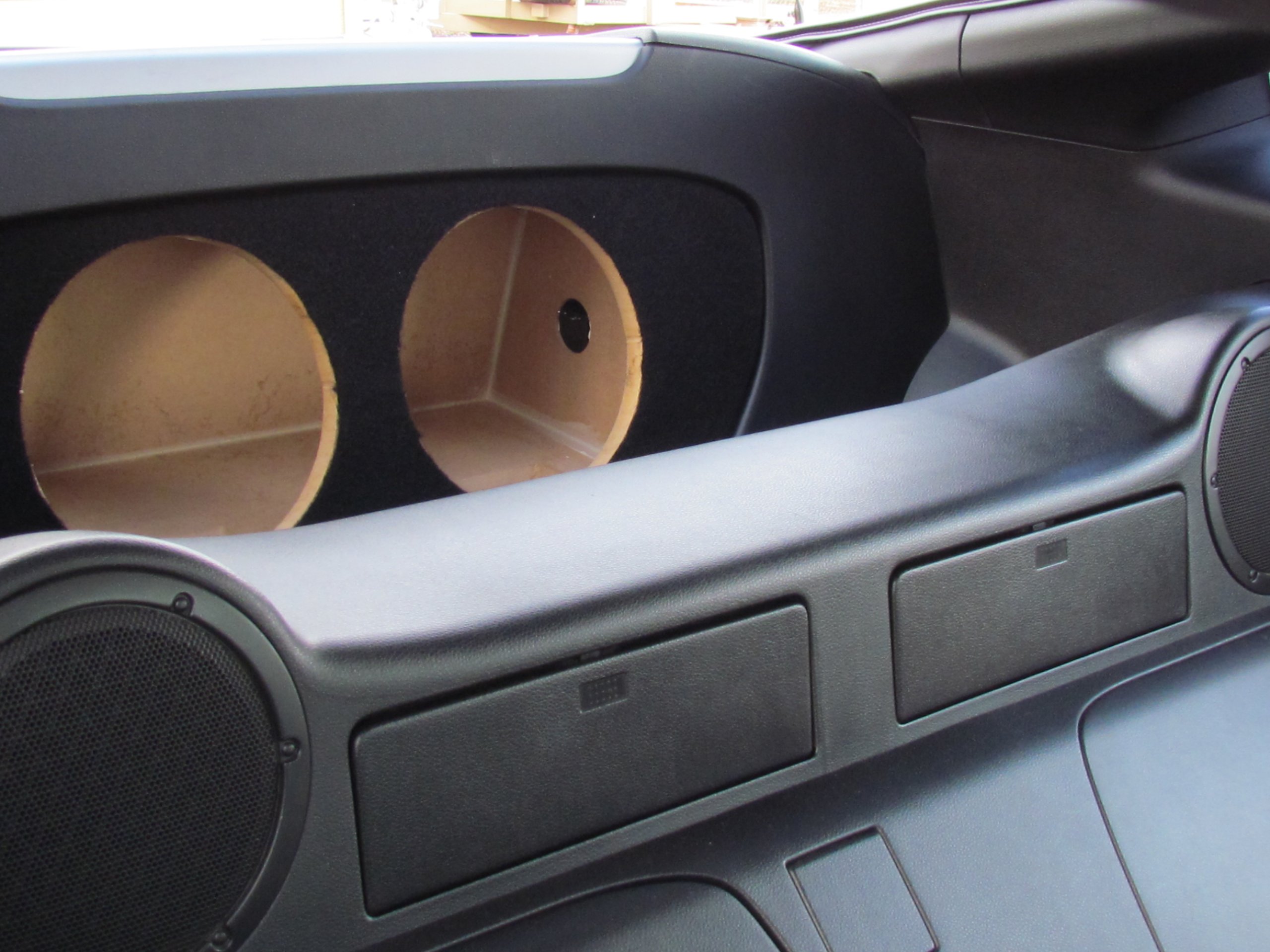Zenclosures Subwoofer Box for The Nissan 350z Subwoofer Box 210" Front