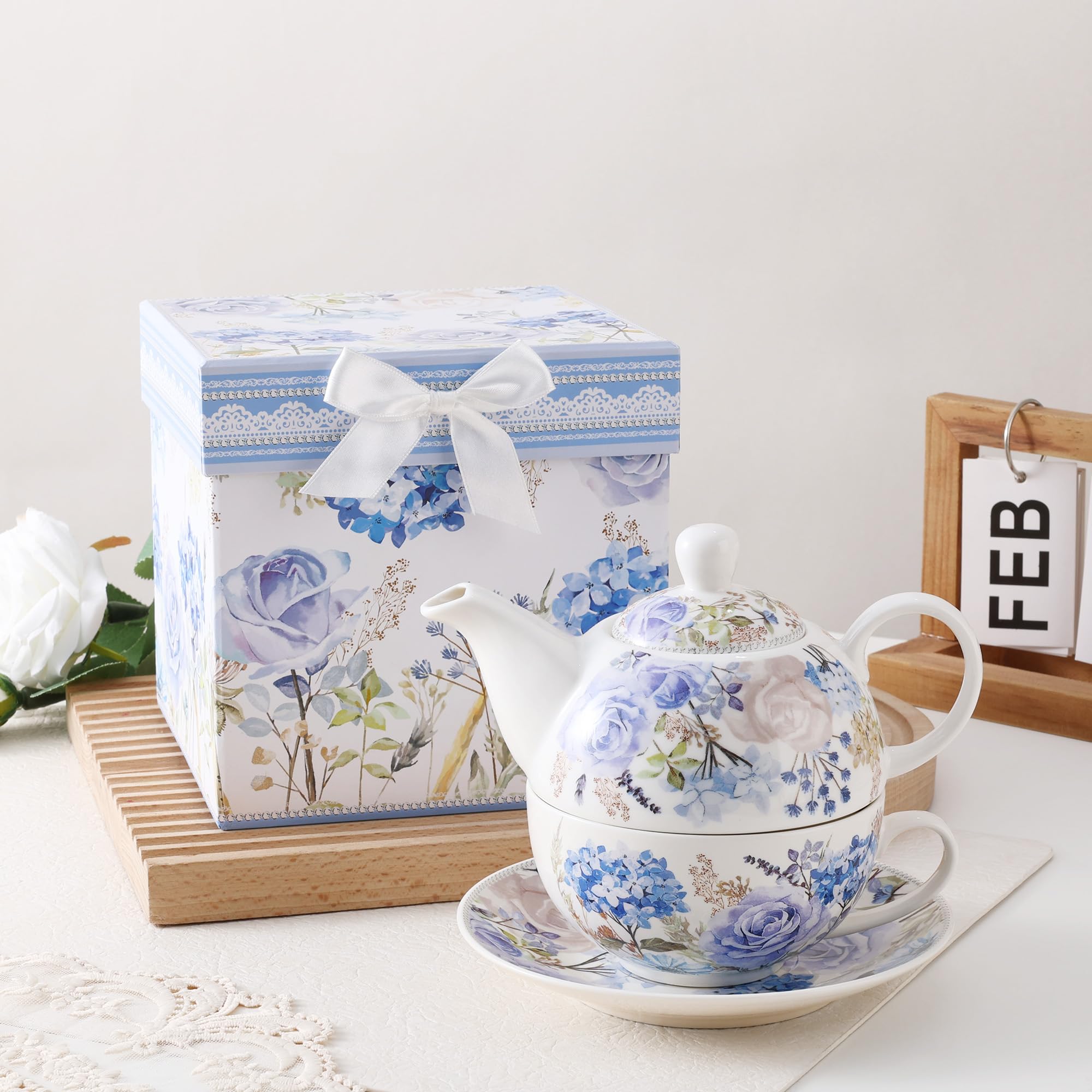 fanquare Juego de Té para Una Persona en Porcelana 400ml Diseño de Rosas y Hortensias Azules,Juego de Tetera con Taza de Café y Platillo para Té de la Tarde Desayuno y Regalo Hogar