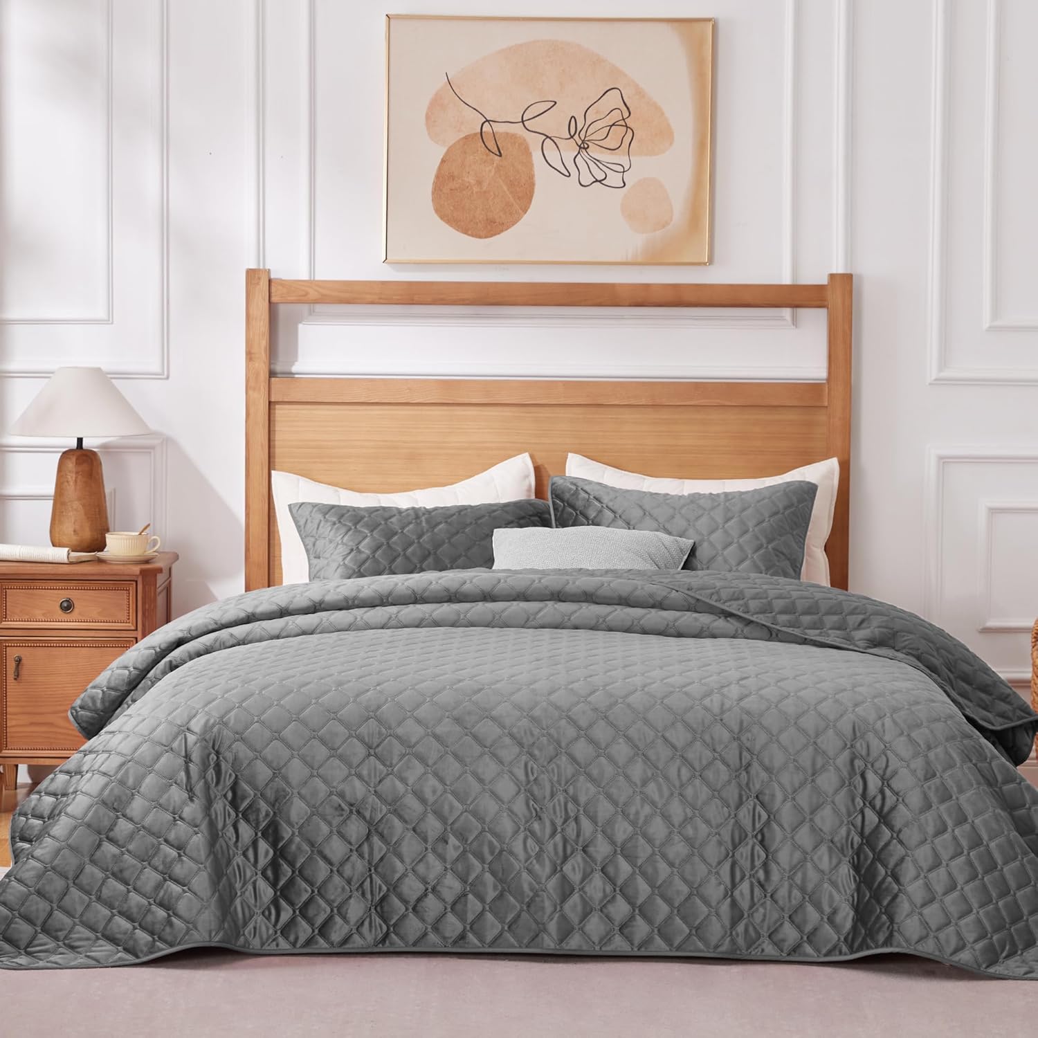 ALPHA HOME Bedspread Coverlet Set Extra Queen Size Quilt Set, Elegant and Stylish 3D Air Layer Velvet Coverlet Set, Lightweight All Season Bedding Set(1 Coverlet, 2 Pillow Shams)