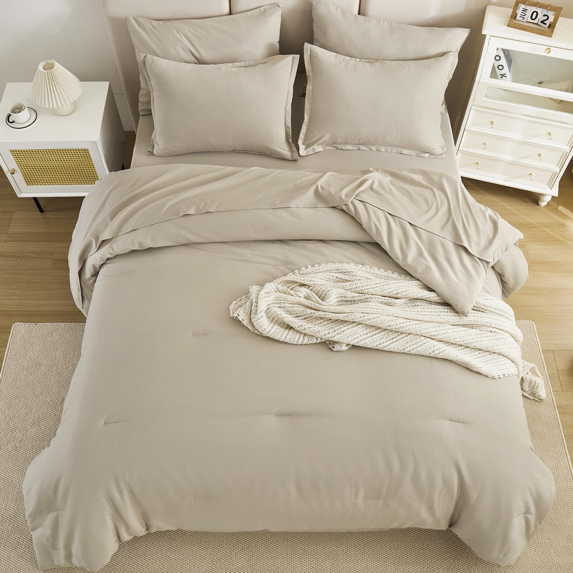 Litanika Queen Comforter Set Dark Emerald Green - 7 Pieces Bed in a Bag Queen Bedding Comforter Sets, Solid Lightweight Bed Set with Comforter, Sheets, Pillowcases & Shams | Bed in a Bag, Sheets, Pillowcases, Shams, Lightweight, Bed Set, Beddding Comforter Sets