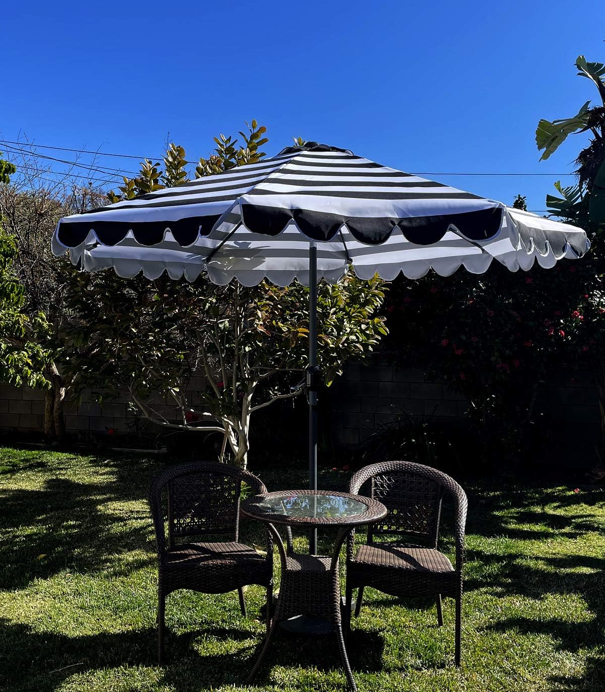 BELLRINO DECRO Black / White Scalloped Edge Replacement Edge Umbrella Canopy for 9ft 8 Ribs (Canopy Only) C004-8BW-BLACK