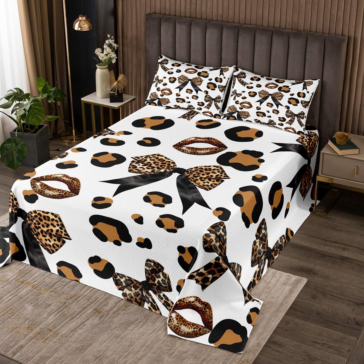 Castle Fairy Leopard Bowknot Bedspread Twin Size 3D Lips Geometry Coverlet Set Kids Room Present Fashion Girlish Bow-tie Bedroom Decor Bedding Set Cheetah Skin Print Bedding with 1 Pillowcase