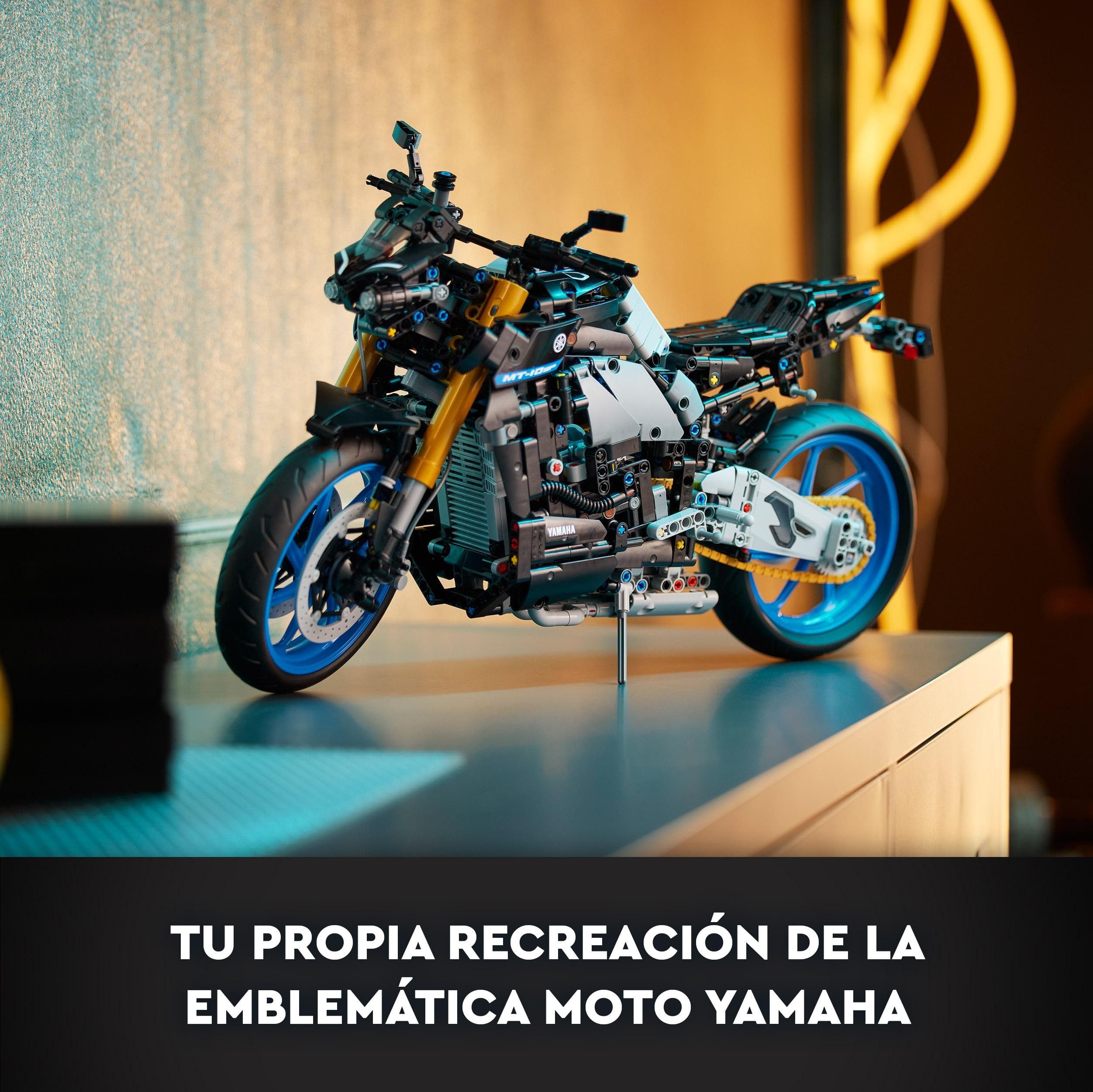 LEGO 42159 Technic Yamaha MT-10 SP, Kit de Maqueta de Moto para Adultos, Reproducción Auténtica con Motor de 4 Cilindros, Dirección Funcional y App AR, Vehículo Regalo para Hombres y Mujeres