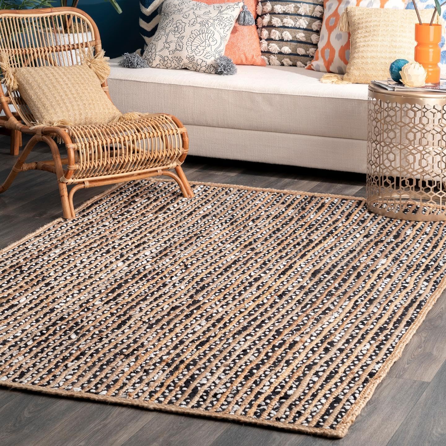 Hand Braided Woven Jute Area Rug Bohemian Style Natural Fiber Rug Eco Friendly Durable Briad Rug Ideal for Kitchen, Dining Room, Entryway, Jute Black Cotton (4' x 10' Runner / 120 cm x 300 cm)