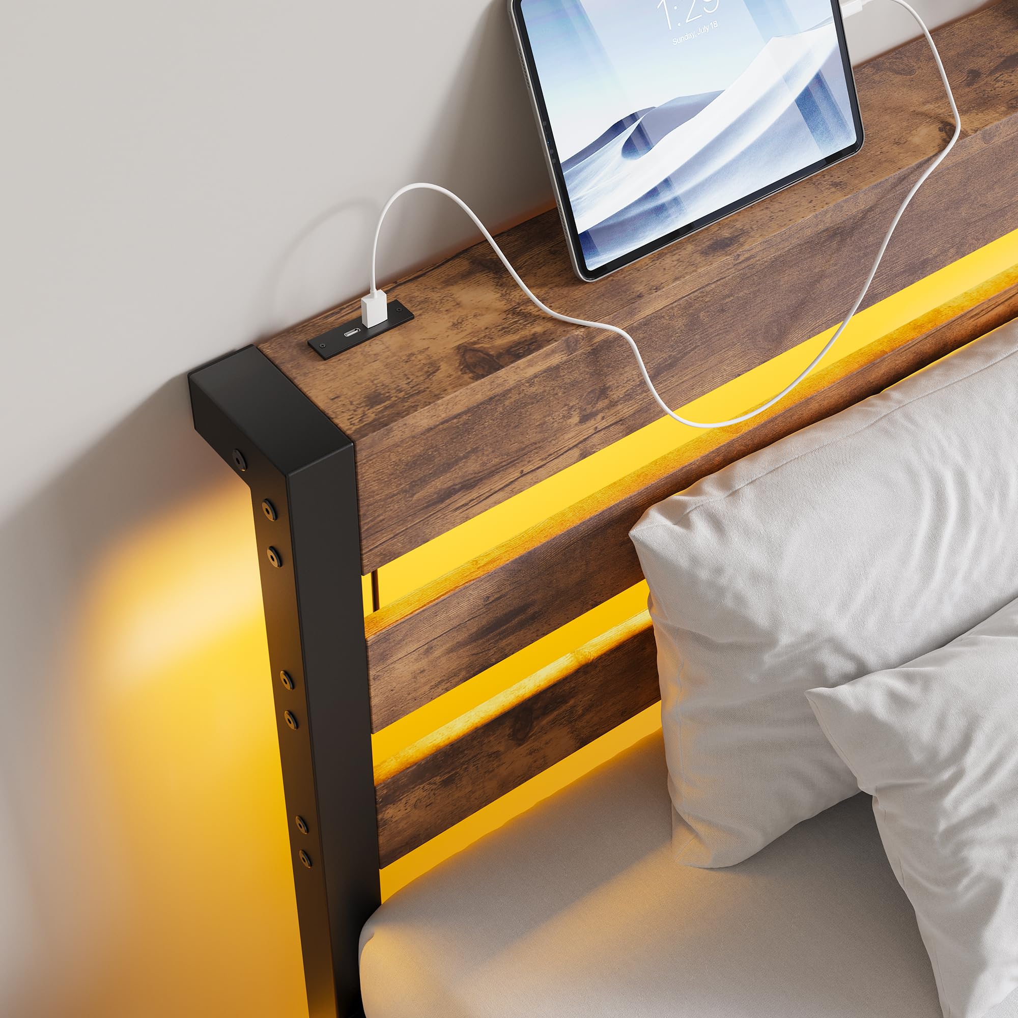 Struttura Letto Singolo 91 Cm Con LED RGB E Stazione USB – Letto Galleggiante In Metallo E Testiera In Legno