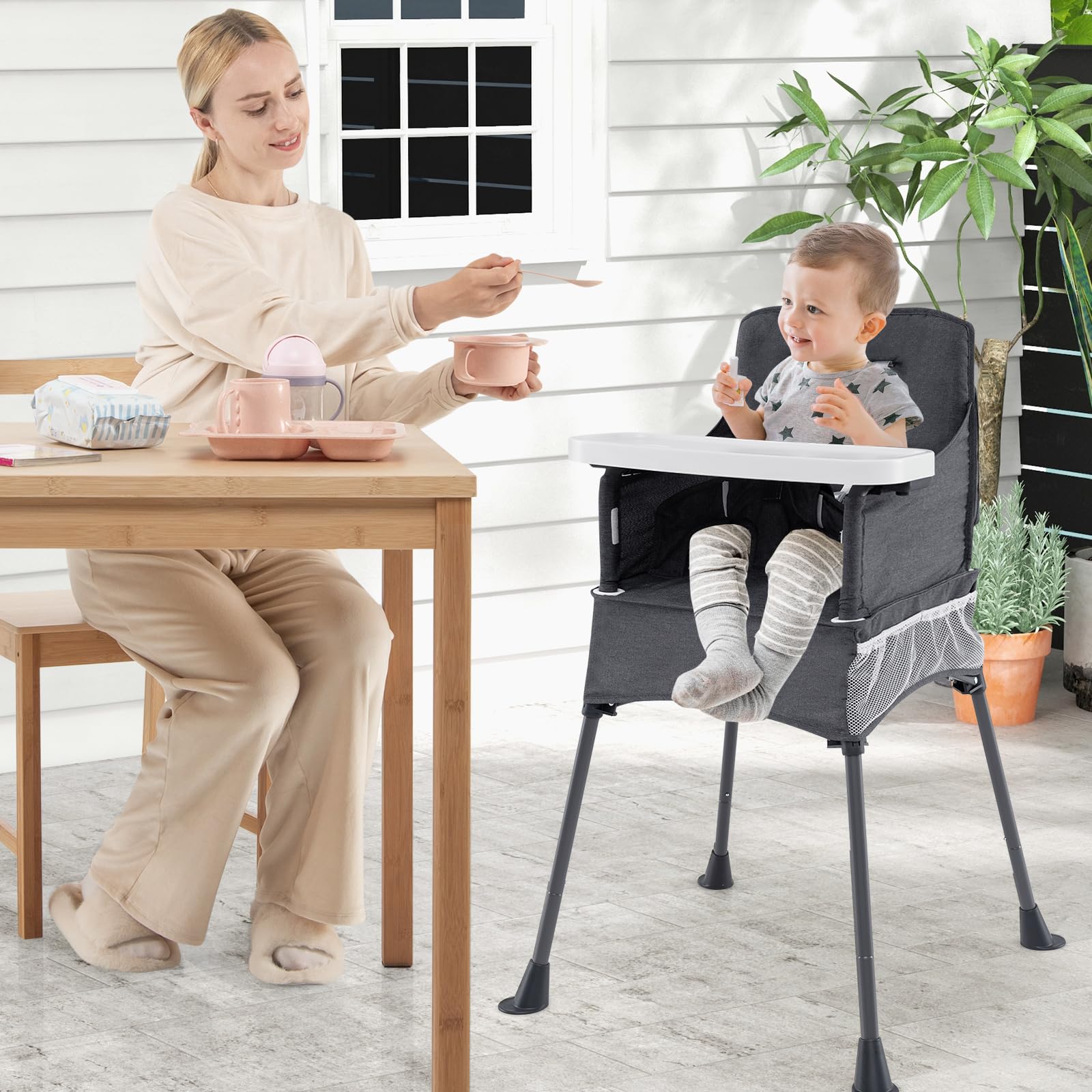 COSTWAY Trona de Bebe Portátil, Silla Plegable para Bebé con Bandeja Ajustable en 2 Niveles, Cinturón de Seguridad y Aberturas Ajustables para las Patas, Bolsillos de Malla, Trona Plegable