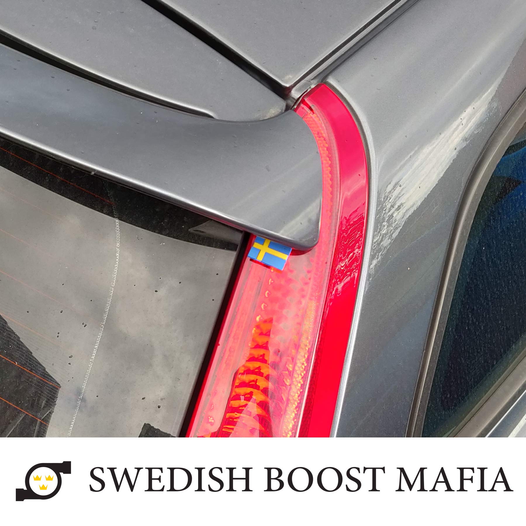 Gummianhänger für Saab und Volvo mit schwedischer Flagge, 2 Stück