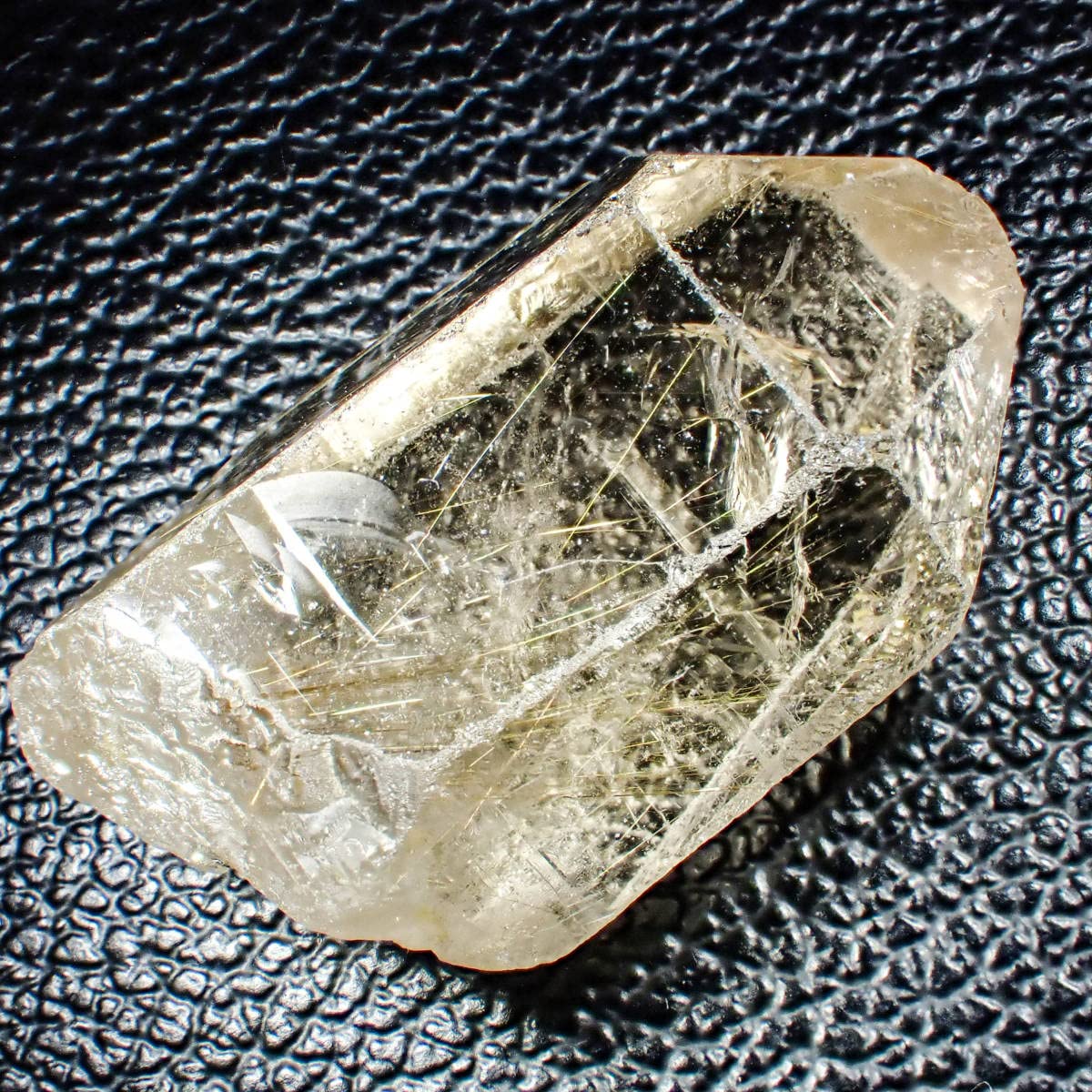 天然石 ゴールド ルチル ポイント 水晶 風水 占い 金 健康 タイチン