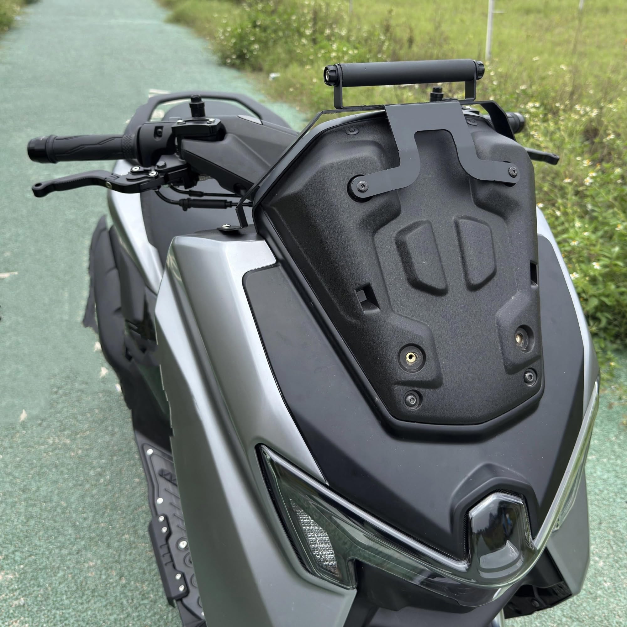Genérico Soporte De Navegación GPS Motocicleta para NMAX155 125 2025, Extensión Placa Manillar para Teléfono Móvil Golpes Teléfono Soporte Placa(Negro)