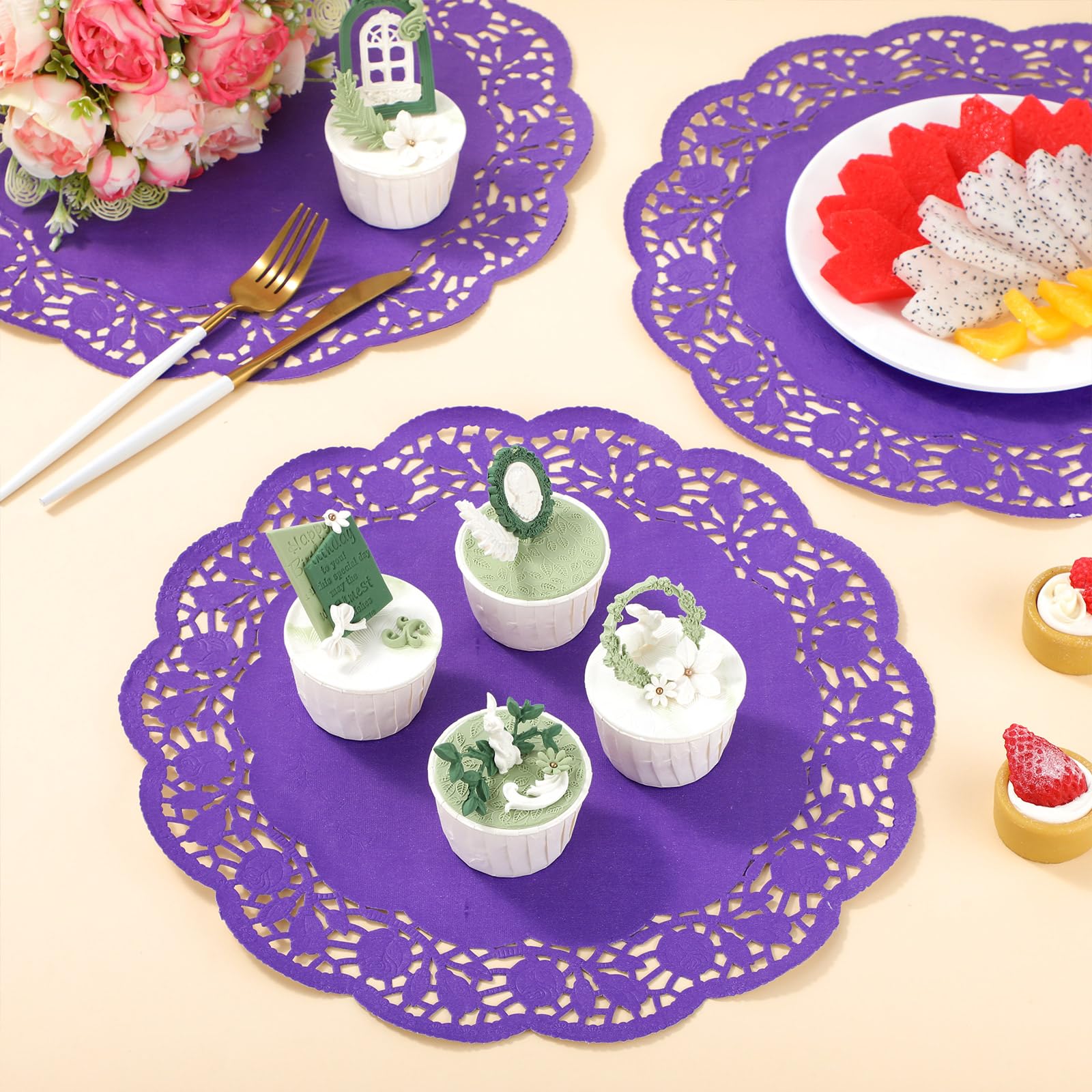 Yexiya 200 unidades de blondas de papel de encaje desechables de papel de aluminio de encaje, manteles individuales para pasteles, manualidades, decoración de bodas (morado, redondo)