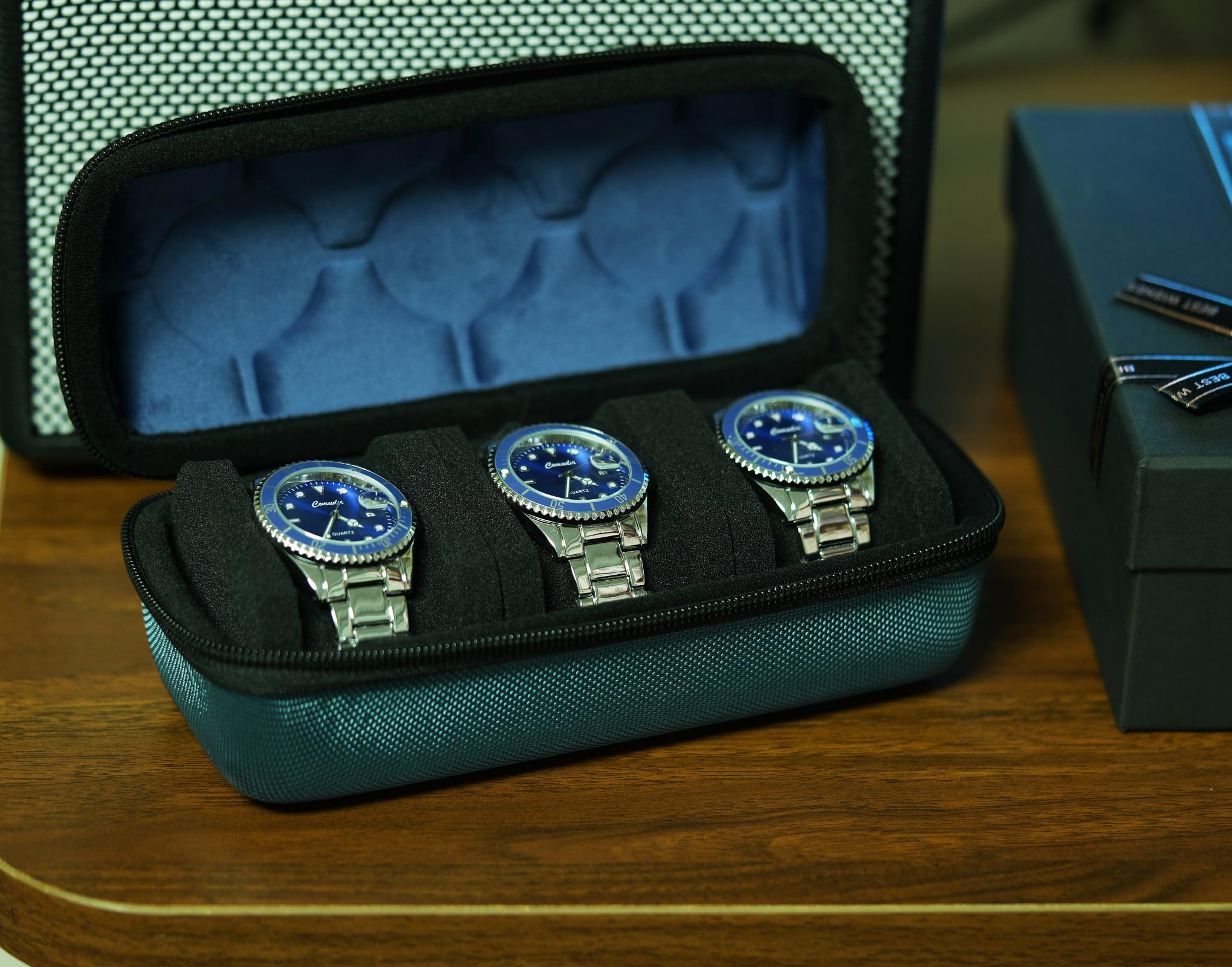 Custodia per orologi da viaggio per orologi, custodia rigida e sicura con morbido cuscino protettivo, si adatta alla maggior parte degli orologi fino a 60 mm