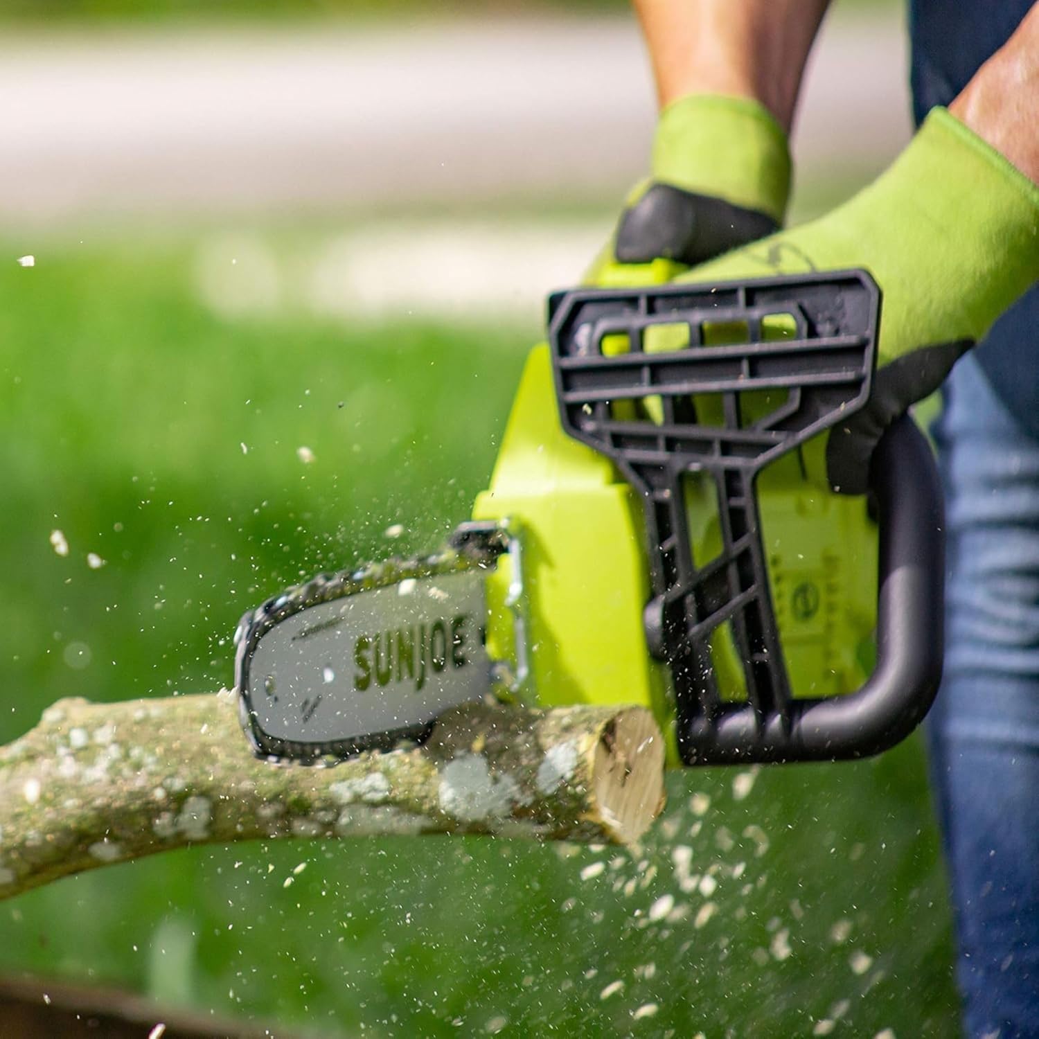 Sun Joe Cordless Chain Saw Machine, Battery and Charger, Wood Cutting Tool Kit, 10 Inch, 600W Motor - Heavy-Duty Trimming Equipment for Tree Trunks, Limbs, Logs, Brush, and Branches, 24V-10CS