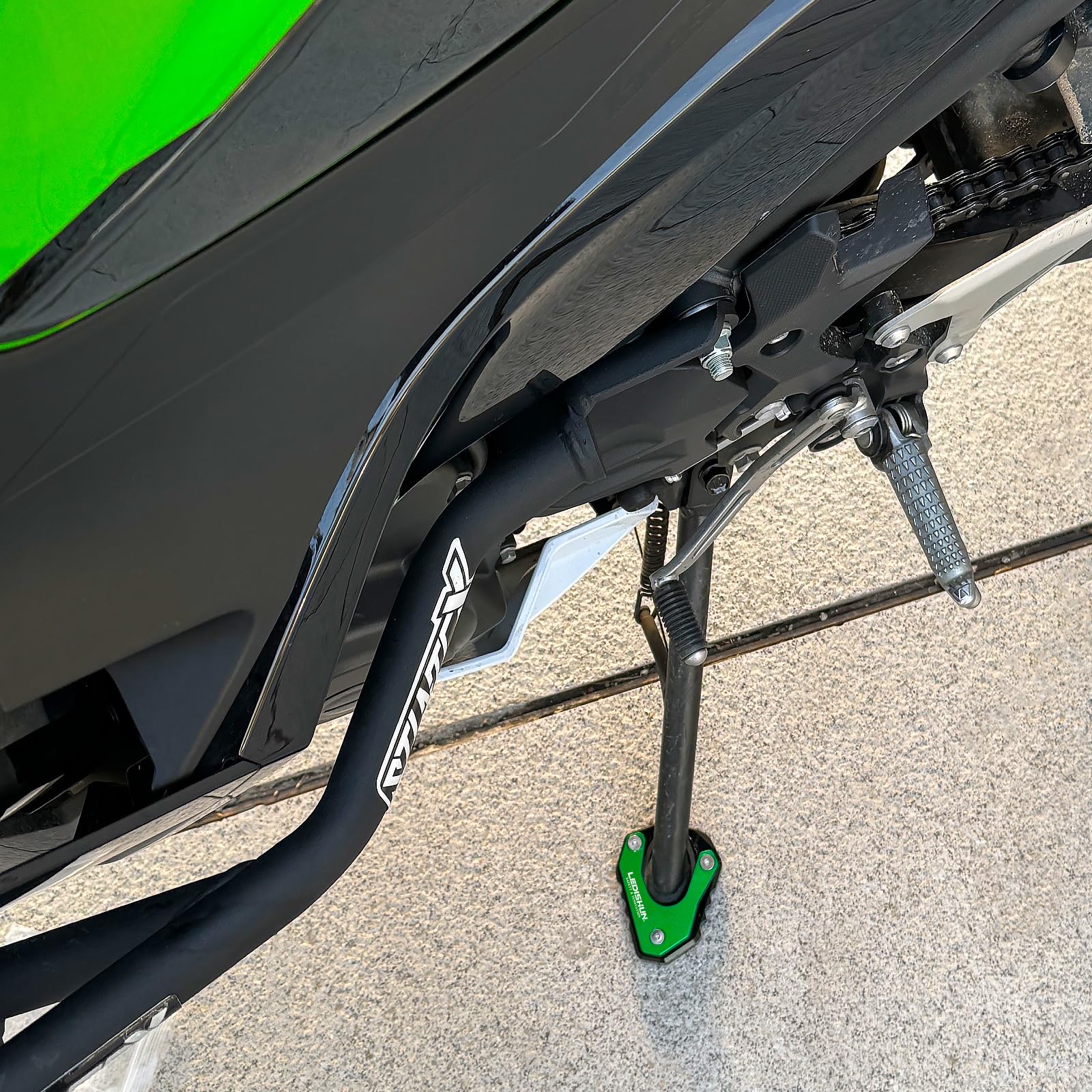 LEDISHUN Motorcycle Kickstand Pad Side Stand Foot Extension
