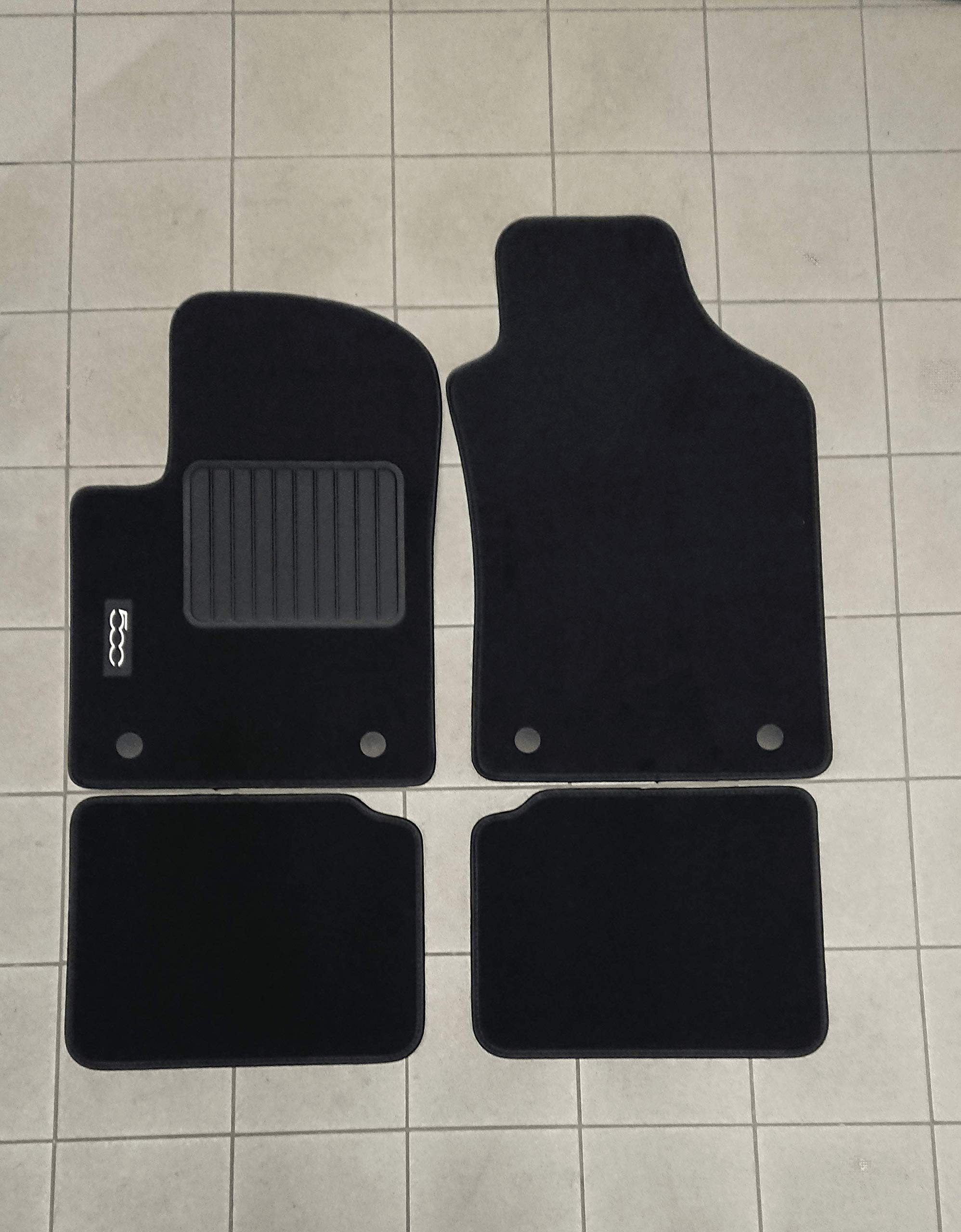 SPRINT04000 - Tappetini su Misura per Auto in Moquette Antiscivolo Compatibile con Altea dal 2004-2008 (NO MODELLO RESTYLING), Toledo III dal 2004-2009, Golf Plus dal 2004-2009 (NO MODELLO RESTYLING