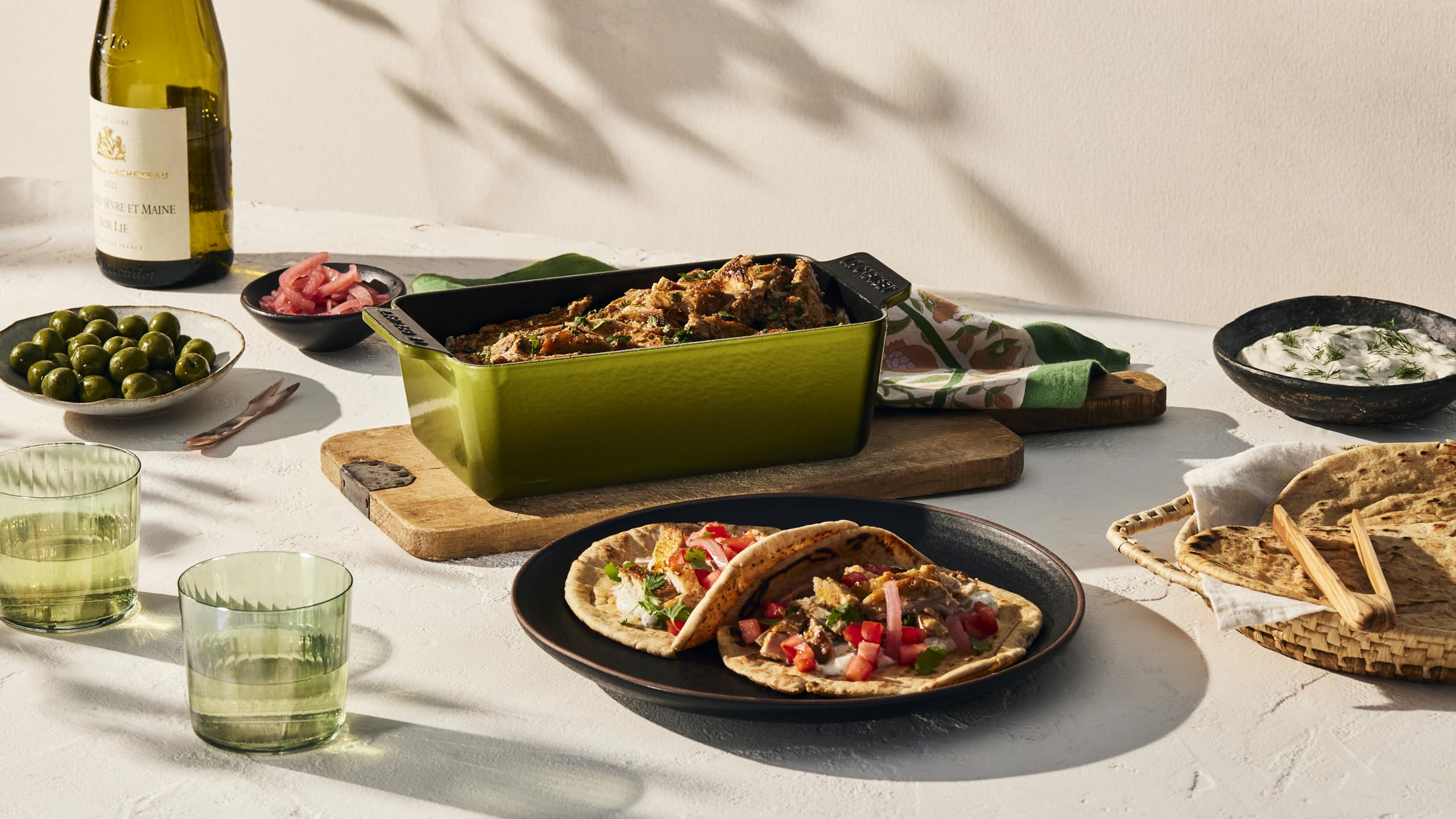 Amazon | Le Creuset エナメル鋳鉄製シグネチャーローフパン、9インチ