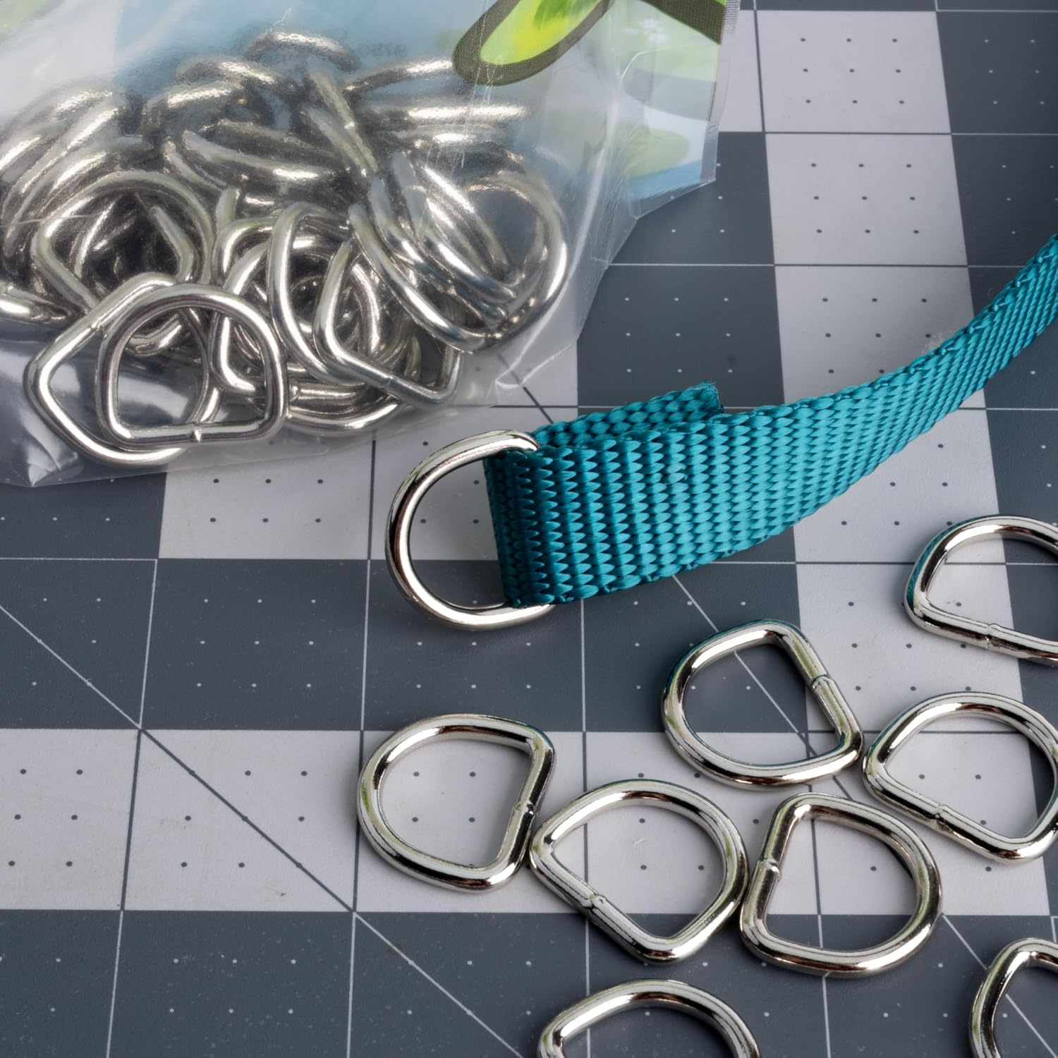 Country Brook Design - Welded D-Rings (5/8 Inch)