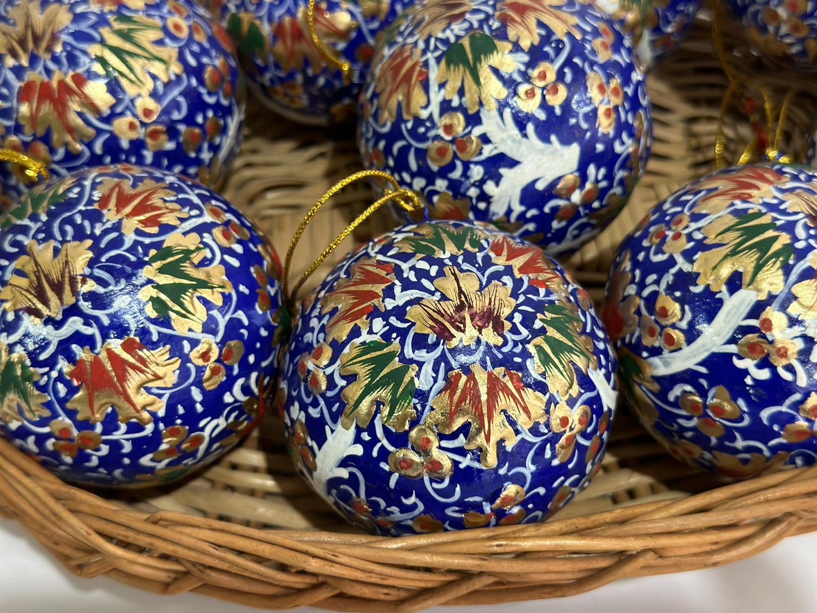 Baba Art and Crafts Christmas Balls Ornaments Handmade Paper Mache Ornaments for Christmas Tree Set of 6 Black Color with Pink Flowers with Basket Handcrafted Indian Perfect Hanging Ball - Image 3 thumbnail