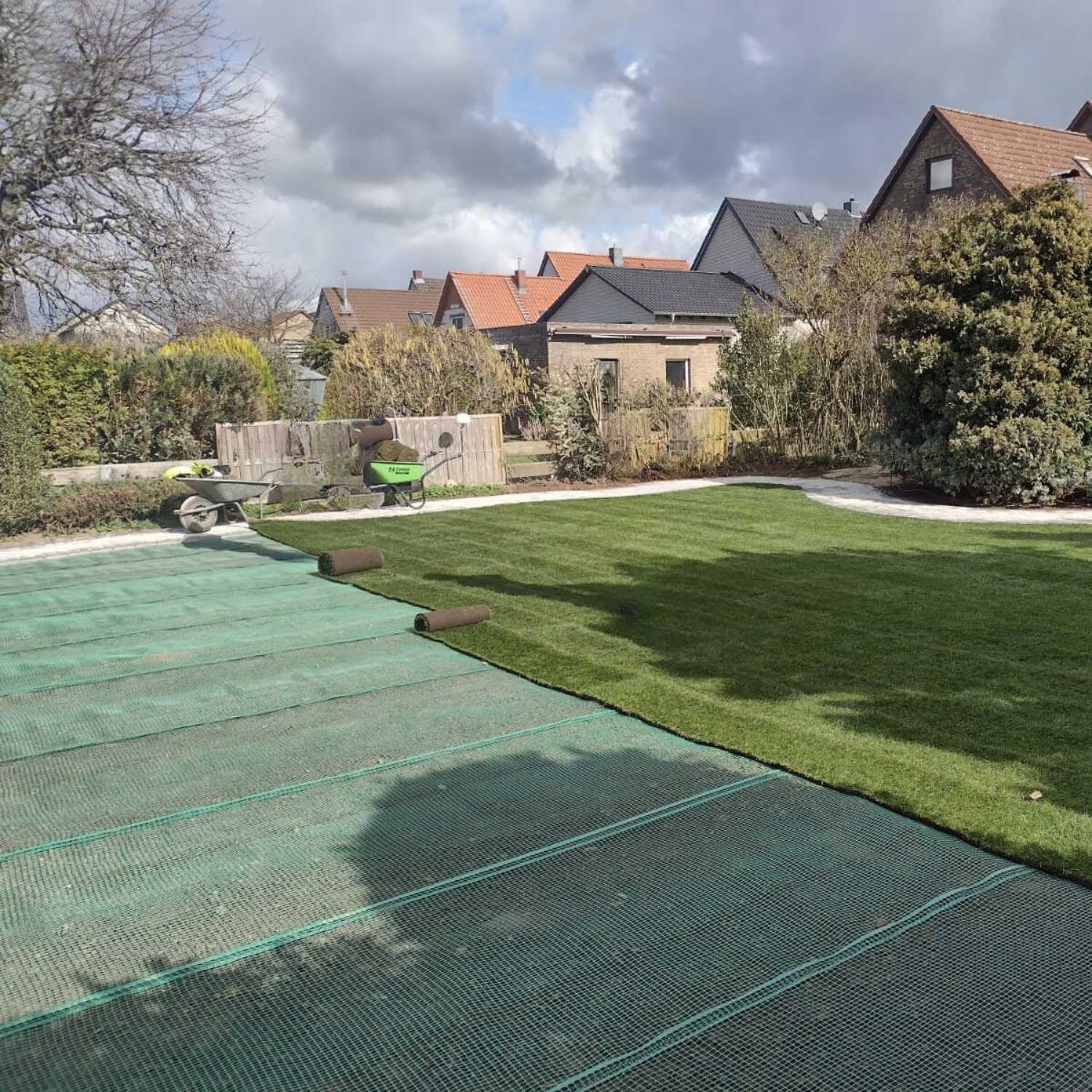 Florade® Premium Maulwurfgitter | Schwarz | 330g/m² | Effektiver Schutz für den Garten | Robust, langlebig, leicht anzuwenden | Maulwurfshügel verhindern