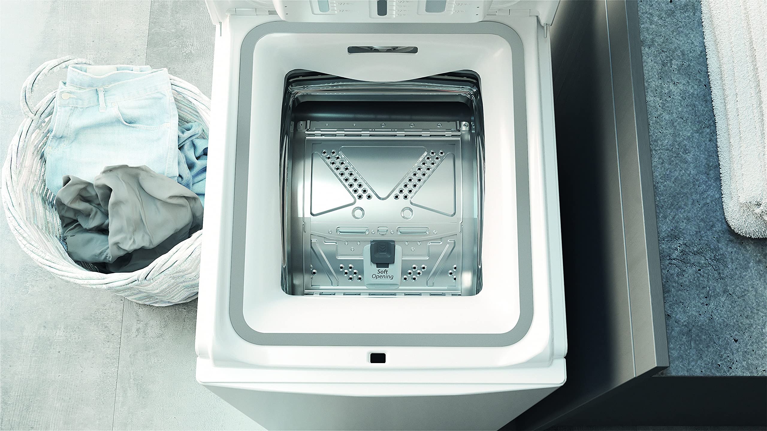 Bauknecht WMT Star 6ZB Toplader-Waschmaschine/ 6 kg/ 1200 UpM/ Vollwasserschutz/ Automatische Trommelpositionierung/ SoftOpening/ 15° Green&Clean/ Kurz 30'/ FreshFinish/ Extra Spülen/ Startzeitvorwahl