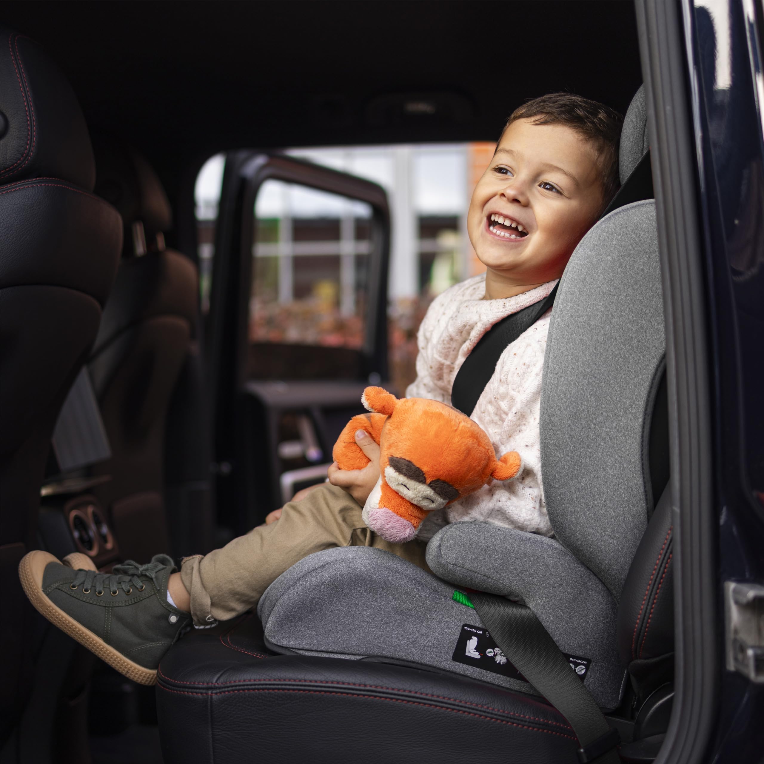 Tulano JOY 35 fotelik dziecięcy 100-150 cm, certyfikat ECE R129/03 i-Size, ISOFIX + 3-punktowy pasek, 13-stopniowo regulowany zagłówek, zdejmowany pokrowiec, czarny i szary