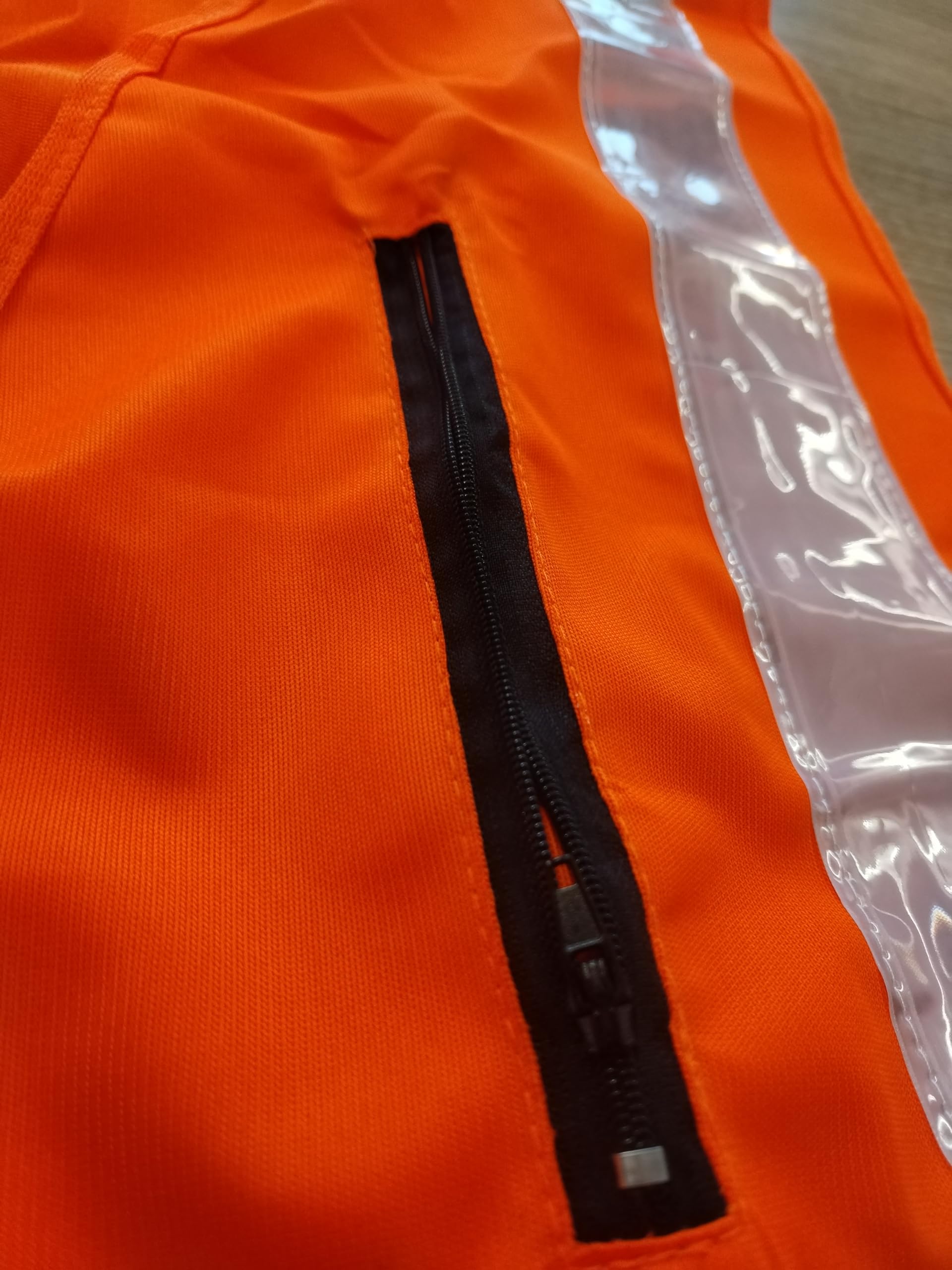 LEDWORK GILET DE SÉCURITÉ HAUTE VISIBILITÉ AVEC LED RECHARGEABLE SUR BATTERIE