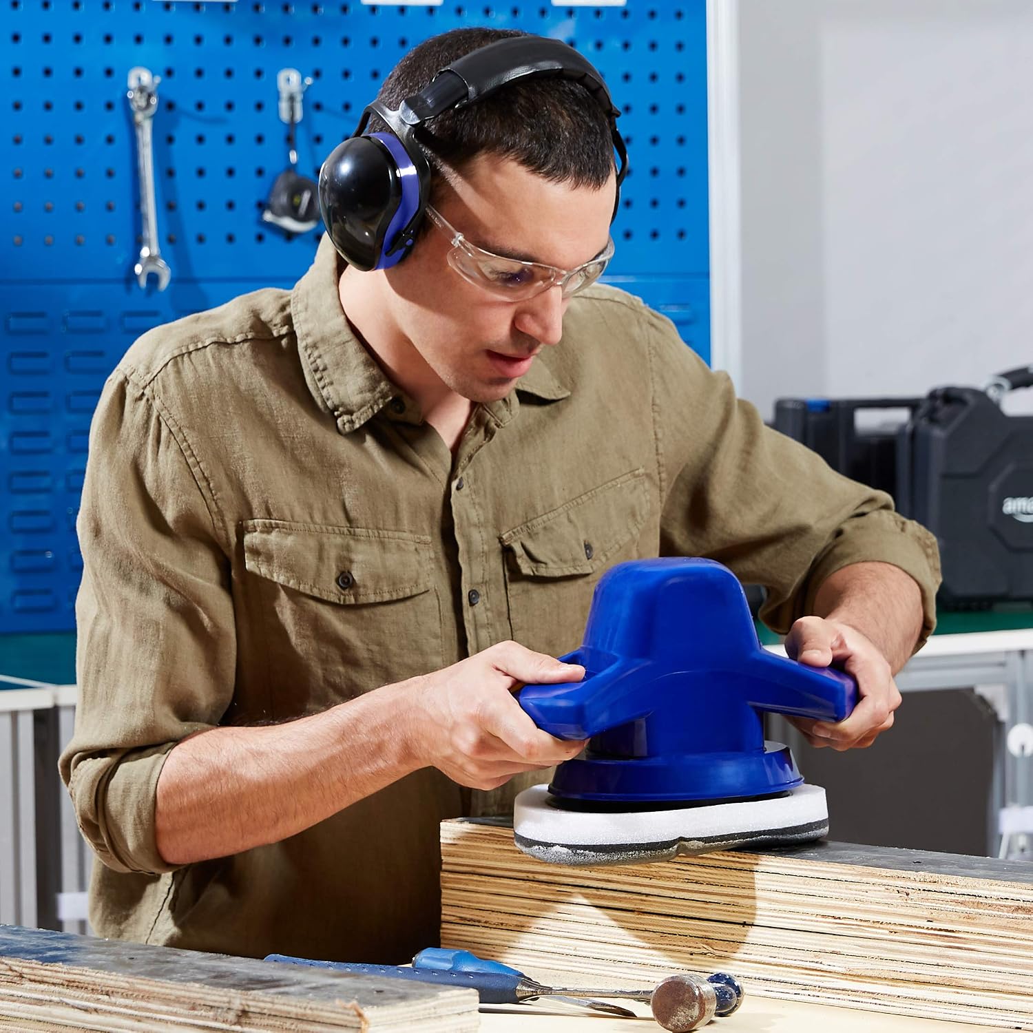 Amazon Basics Noise-Reduction Safety Earmuffs Ear Protection, Black and Blue