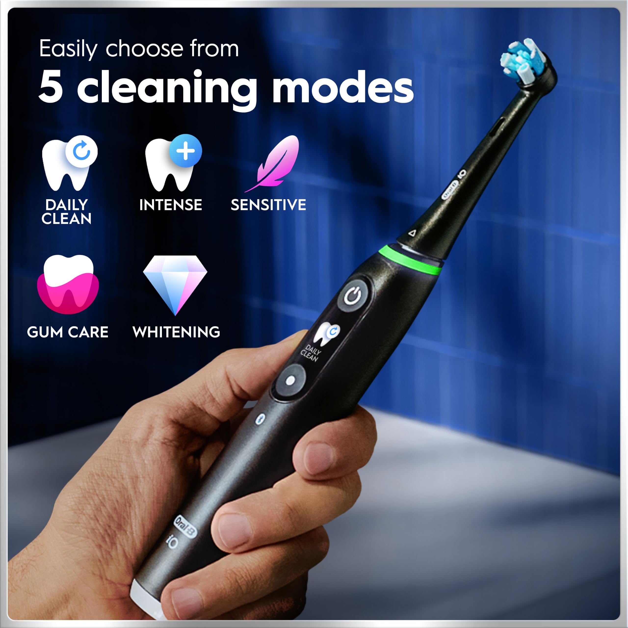 Oral-B iO - Spazzolino elettrico ricaricabile Deep Clean + Protect, bianco, con spazzolino iO Series 7, 2 testine di ricambio e custodia di ricarica da viaggio