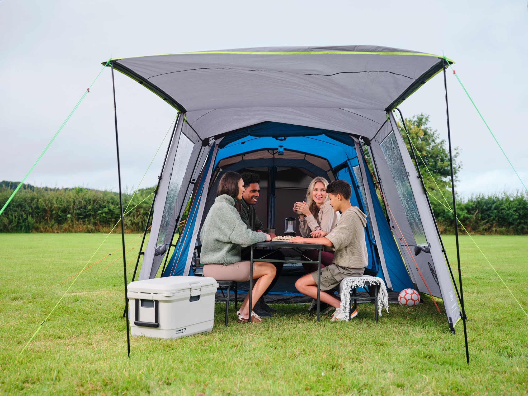 Coleman Porche Cerrado para Tienda de campaña Victoria Falls 4 | Extensión Frontal para Mayor Espacio habitable y de Almacenamiento | Impermeable 3000 mm | Varillas de Acero | Montaje rápido