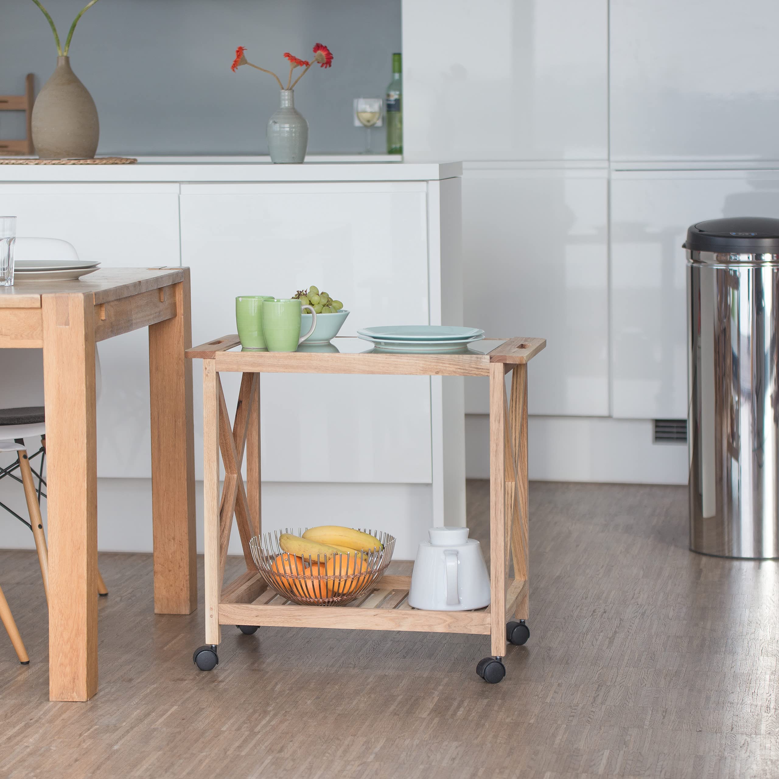 Relaxdays Carrello Portavivande Cucina, Legno di Noce Carrellino con Ruote Piano in Vetro, 63x66,5x38 cm, Marrone Chiaro