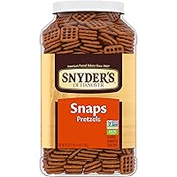Vista 1 de Snyder's de Hanover Galletas tipo pretzel, lata de 46 Oz