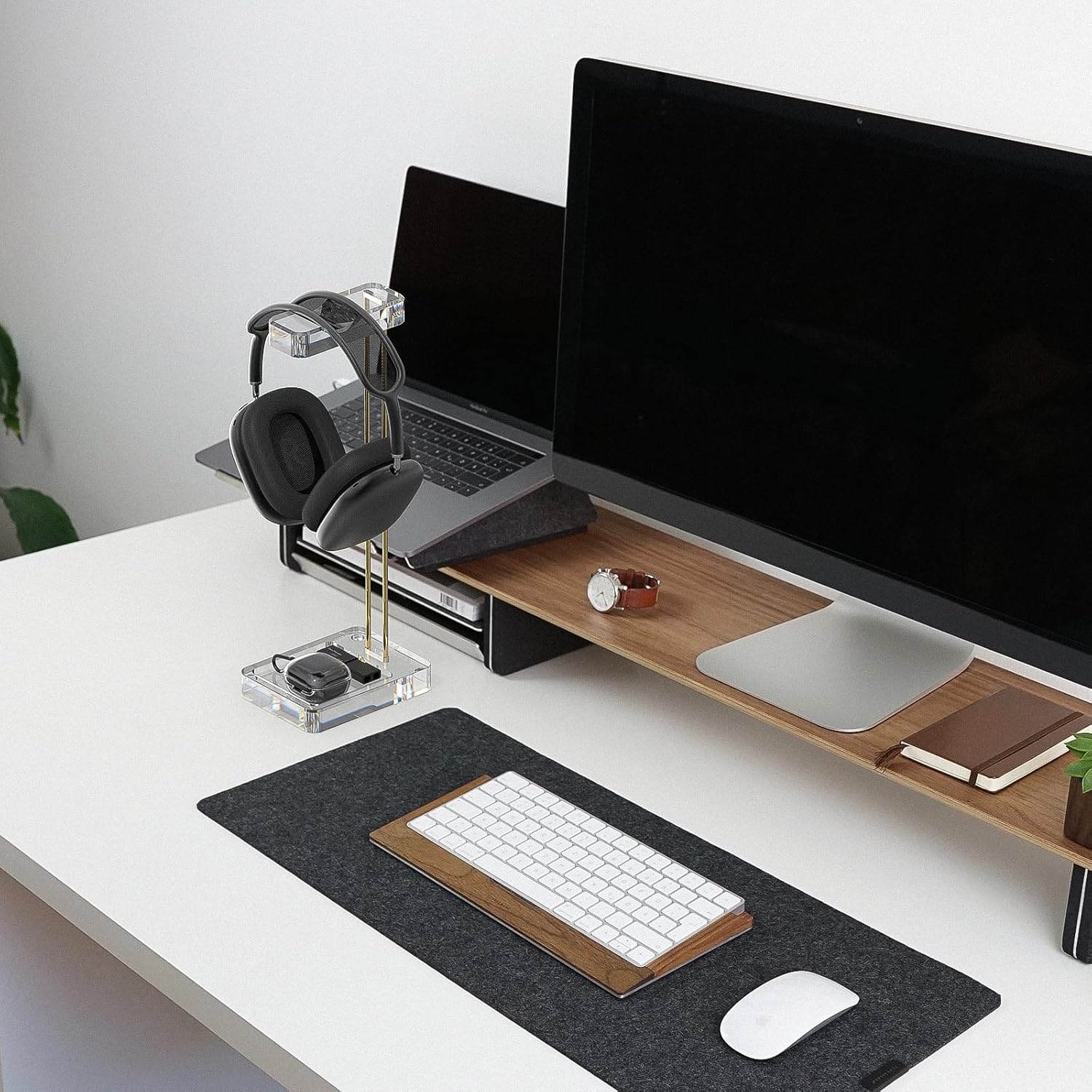 GEEKRIA Acrylic Headphones Stand, Headset Holder for Office Accessories, Clear Acrylic with Gold-Tone Hardware, Gaming Headset Stand, Universal Headphone Holder for Desktop Display (Clear) - Image 5