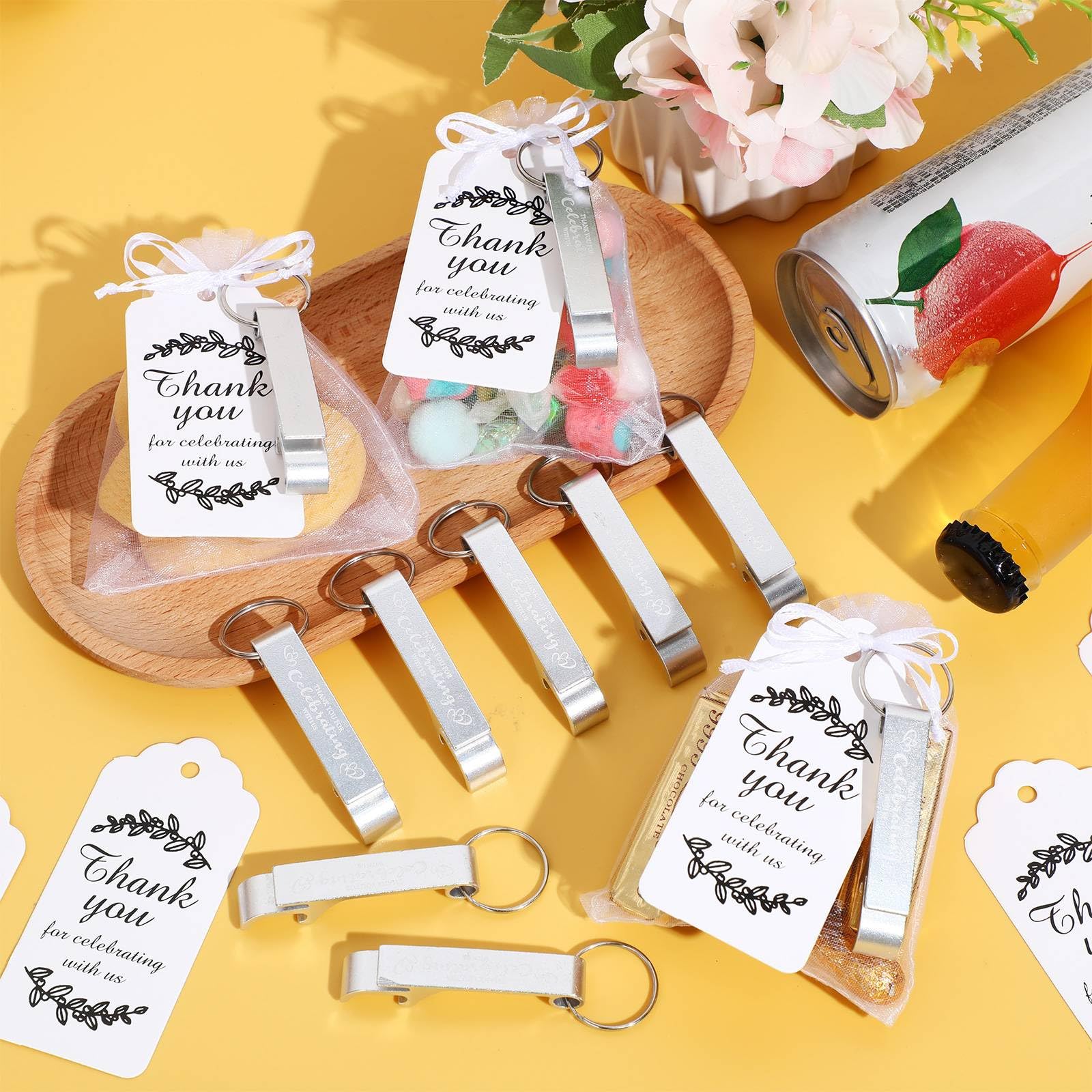 Misdary 100 Sets Hochzeits-Dankeschön-Geschenke für Gäste, inklusive 100 Bierflaschenöffner, Schlüsselanhänger, 100 Dankeskarten, 100 Organza-Beutel für Hochzeit, Brautparty, Geburtstag, Souvenirs,