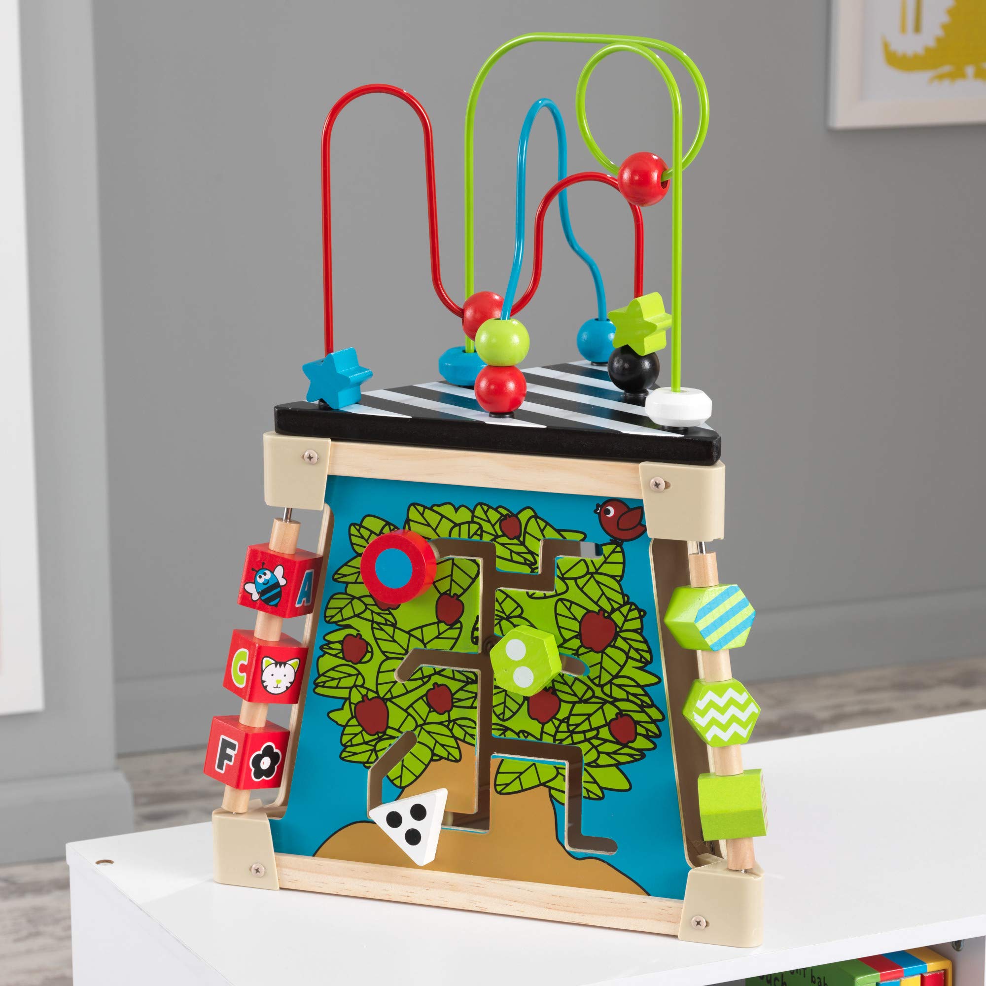 KidKraft 63274 Laberinto de Cuentas Triangular de Madera para bebés niños