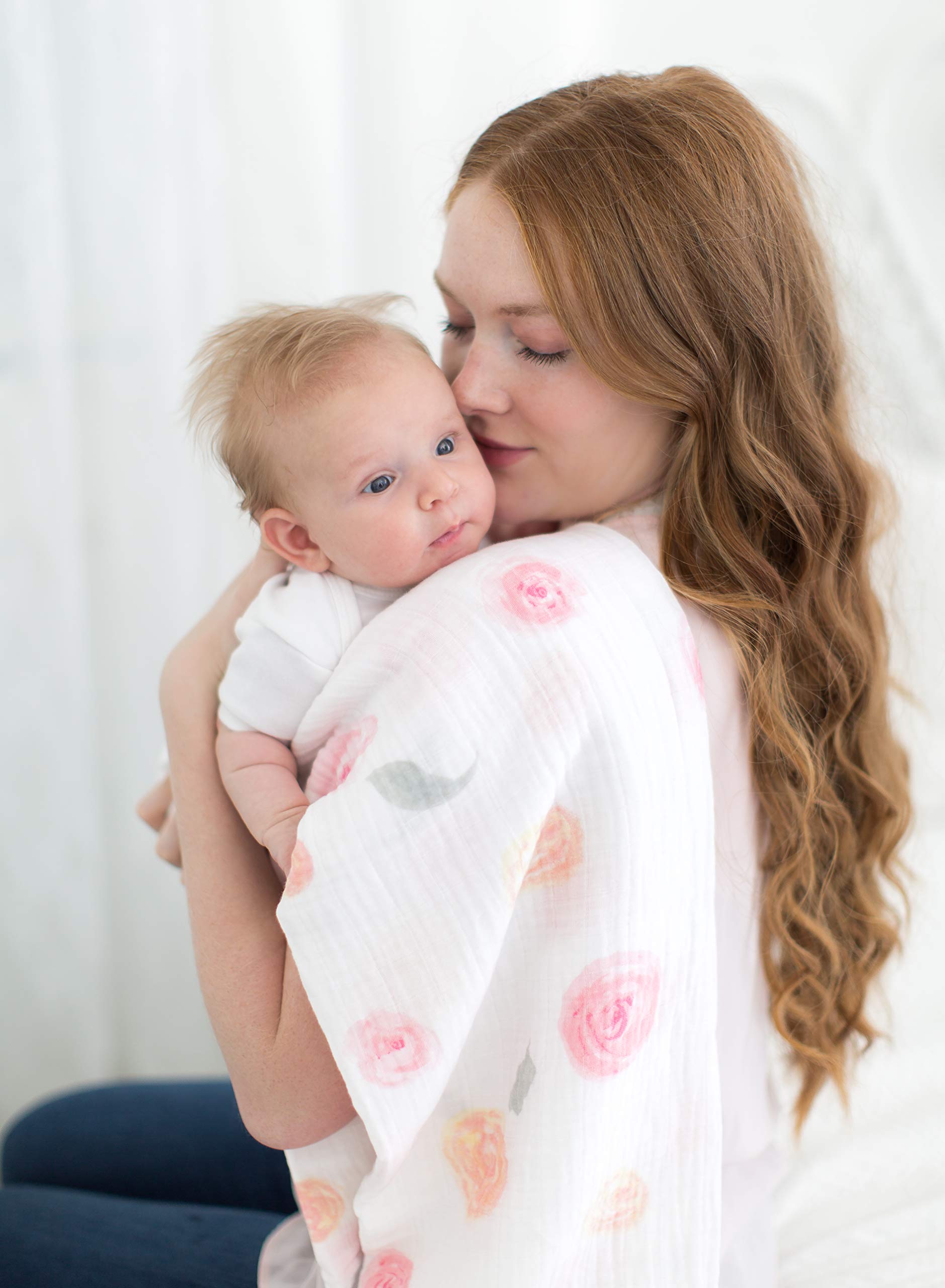 Amazing Baby von SwaddleDesigns, Tolles Pucktuch aus Baumwoll-Musselin, Wasserfarbenen Rosen, Rosa, 116 x 116 cm
