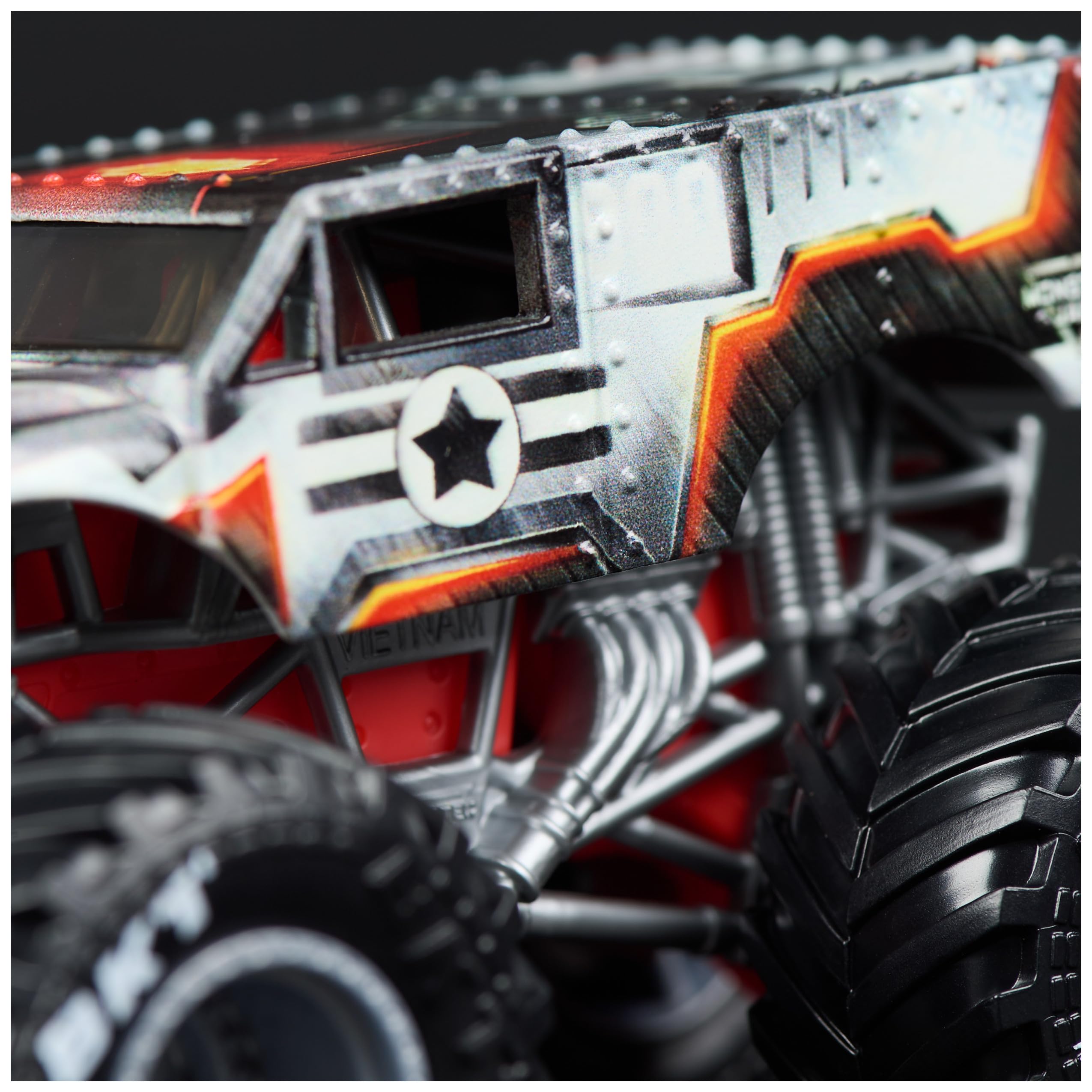 Monster Jam Zabawka samochód ciężarowy 1t64 Mrv2Pk IrnMnWarMchnM01