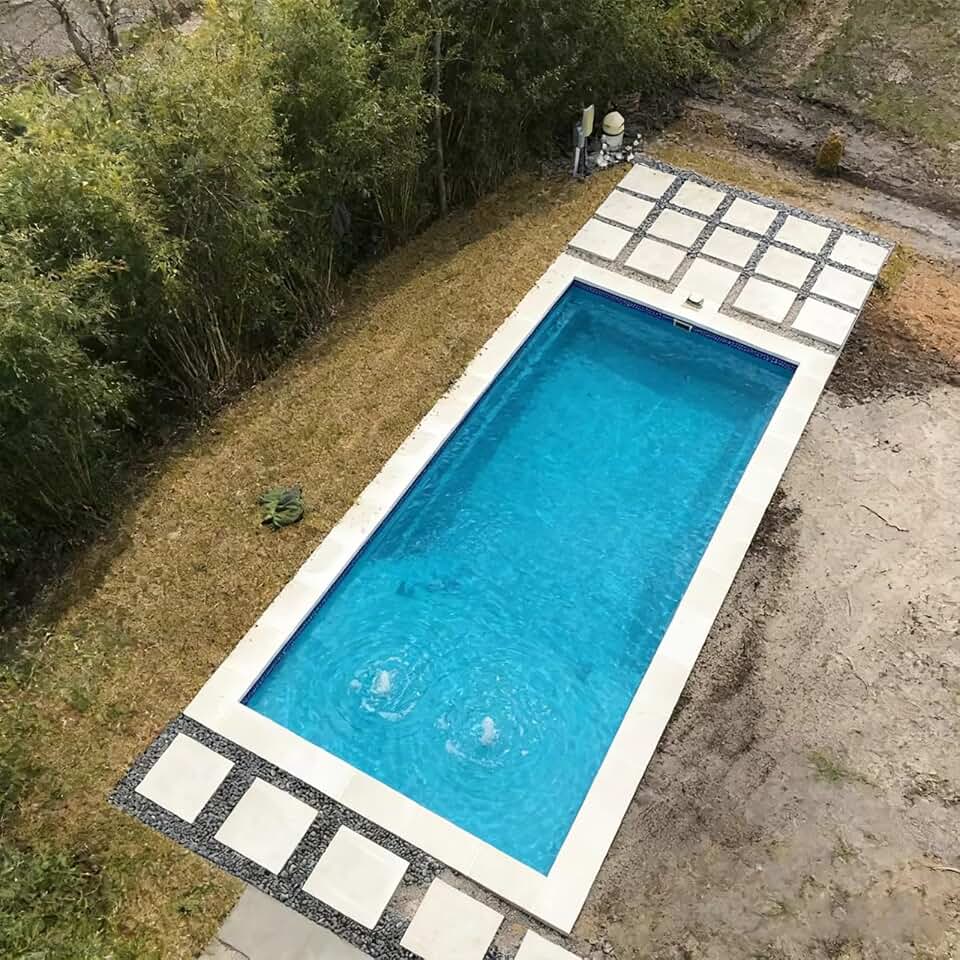 Thickened Underground Swimming Pool Acrylic Outdoor Pool Prefab Plunge Pool for Long Use