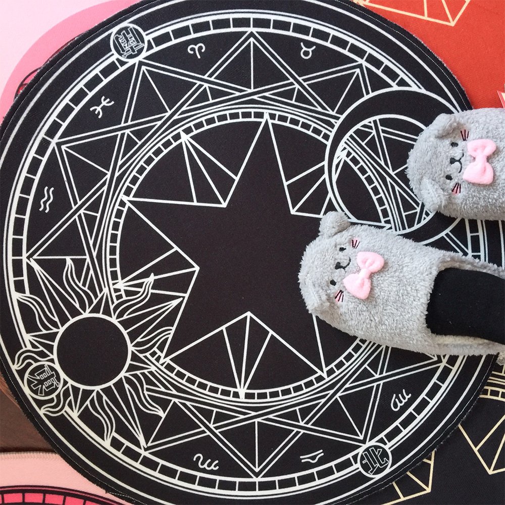 BABYL 魔法陣ラグマット Amazon.co.jp: 円形 可愛い ラグマット 防ダニ 魔法陣 洗える