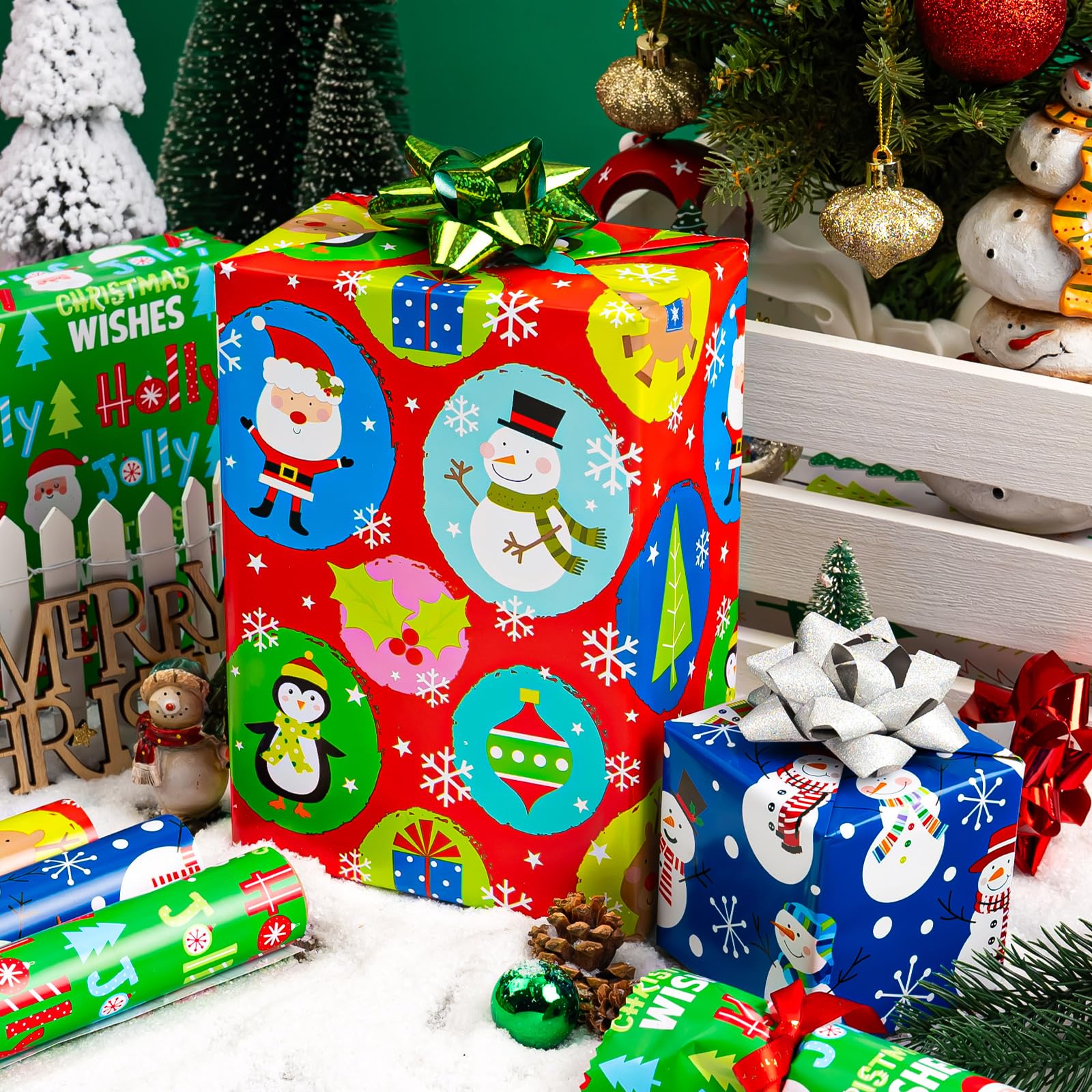 Yarcony Divertido paquete de 3 papeles de regalo de Navidad, 17 pulgadas x 10 pies por rollo, vibrante Papá Noel, muñeco de nieve, pingüino, papel de regalo surtido de invierno para Navidad