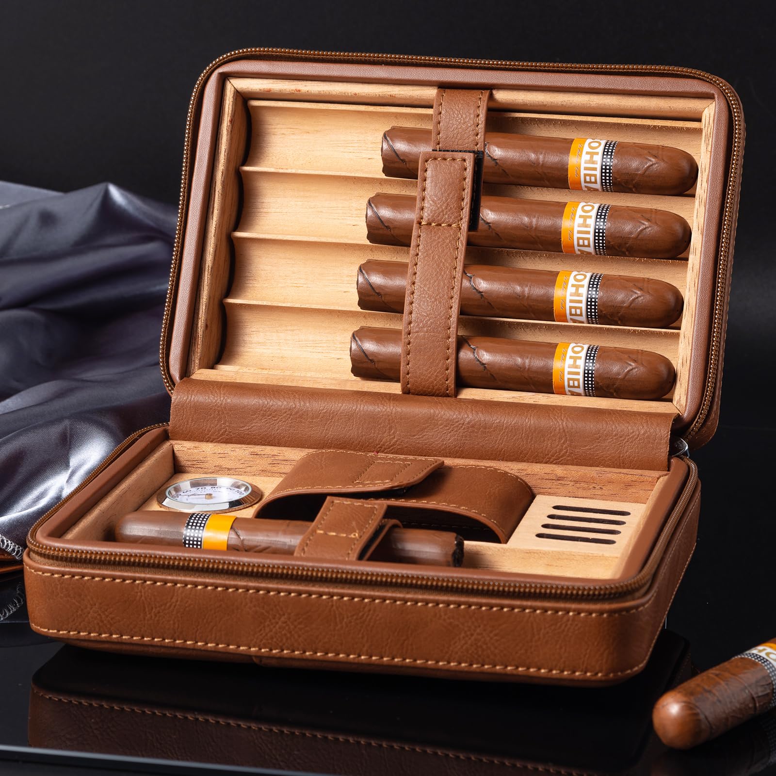 Goshentech Humidor, custodia in legno di cedro foderata in pelle, capacità 6 pezzi, igrometro e umidificatore integrato, kit portatile da viaggio (marrone)