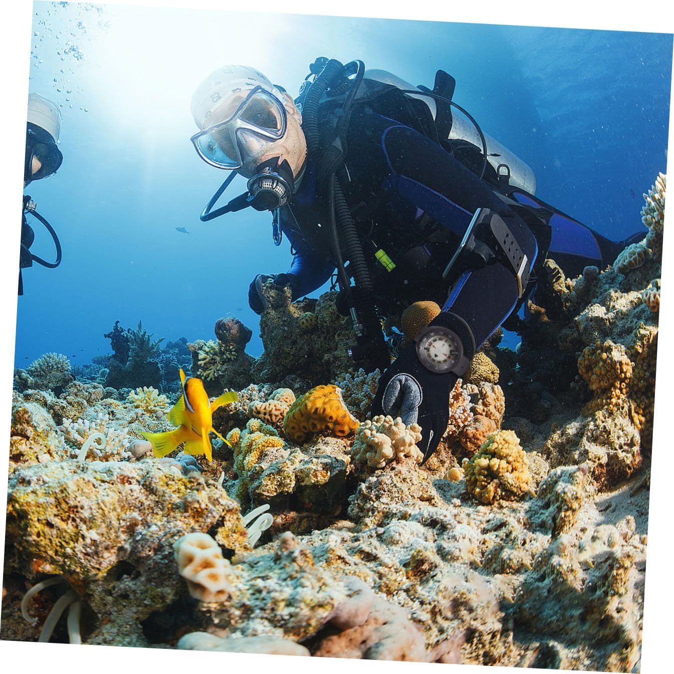 GALPADA Underwater Luminous Wristband Compass Waterproof Mini Watch Strap Compass for Outdoor Navigation and Diving