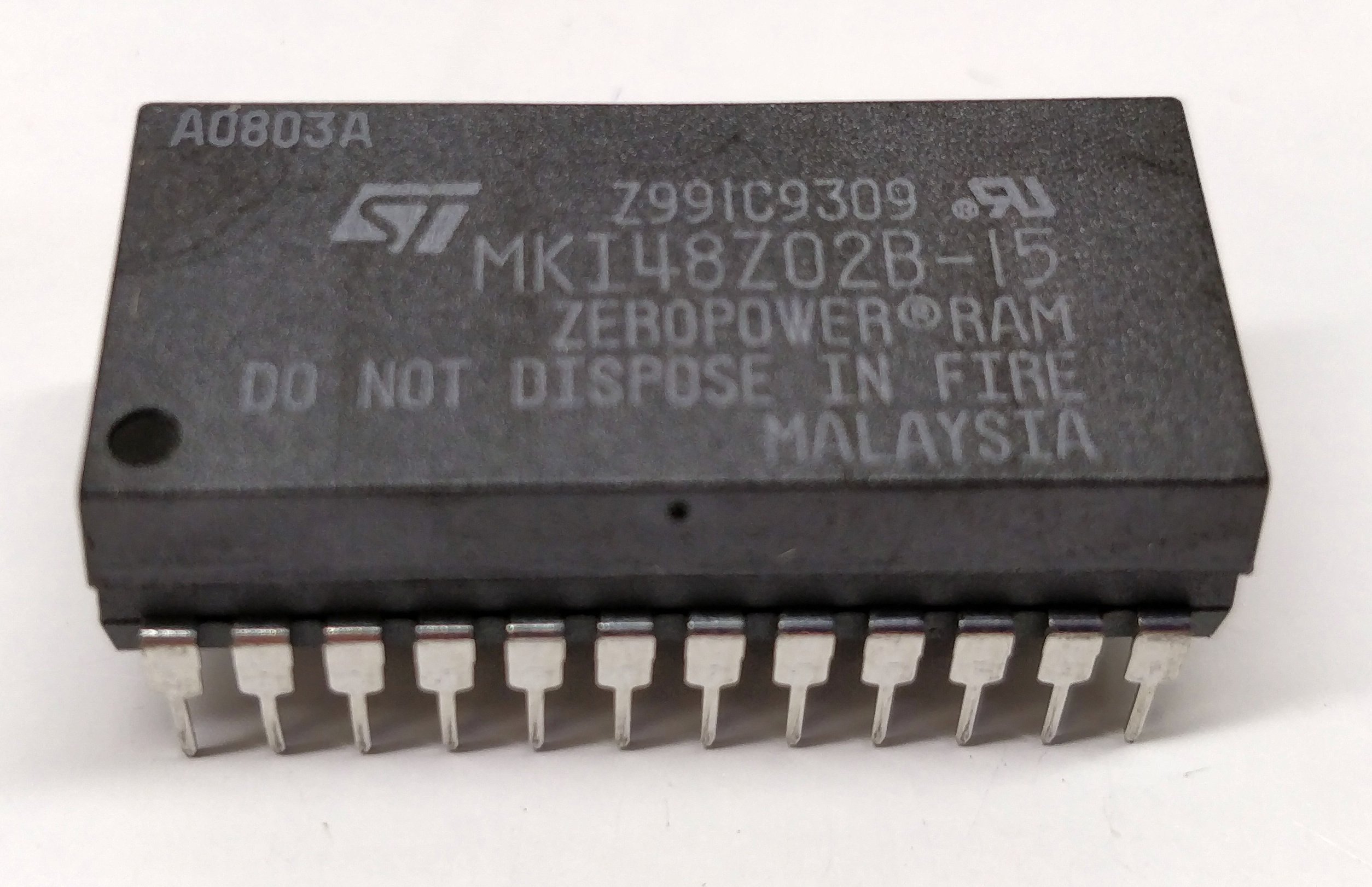 1 piece MKI48Z02B15 | 2 K X 8 Zero Power Ram | 150Ns VCC 4.5 to 5.5 V | MK48Z02; = DS12 20AB | Stmicroe Select Electronics | PHDIP24 Case