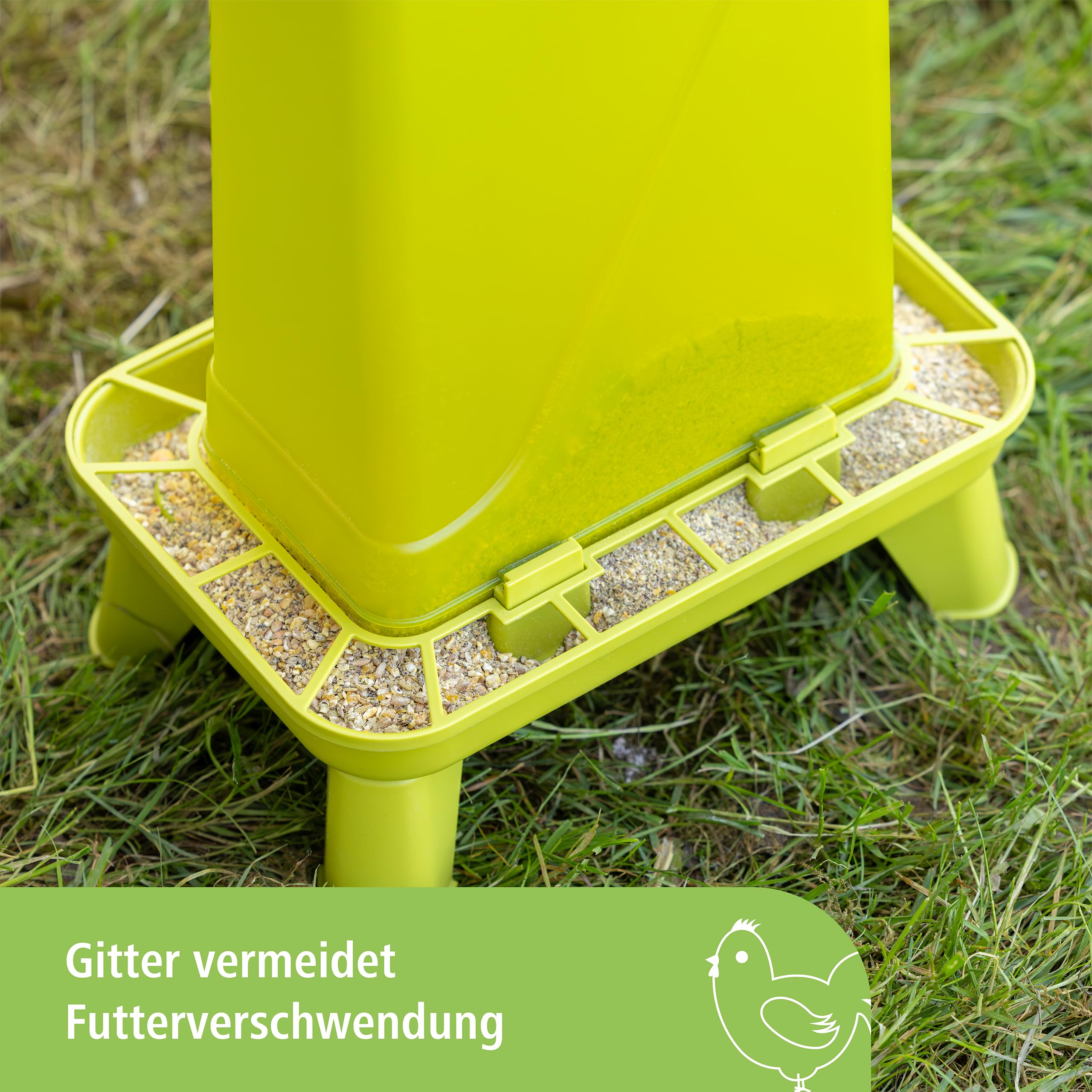 Kerbl Hobbyfarming Futterautomat mit Standfüßen, 5,5 l, grün, 19,5x28,5x39,5 cm, Geflügelautomat, Futterspender, Kunststoff, Geflügel