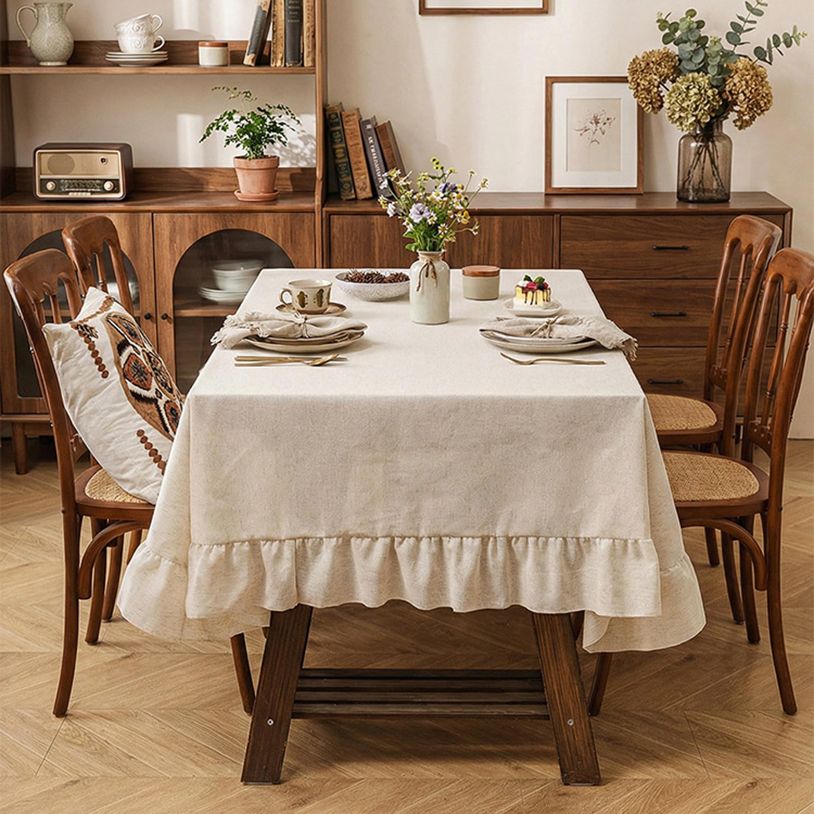 Aeici Nappe de Jardin Beige 140x260 cm, Grande Nappe en Lin à Volants | Couverture de table rectangulaire résistante et anti-poussière. Idéale pour grandes tables de terrasse et fêtes.
