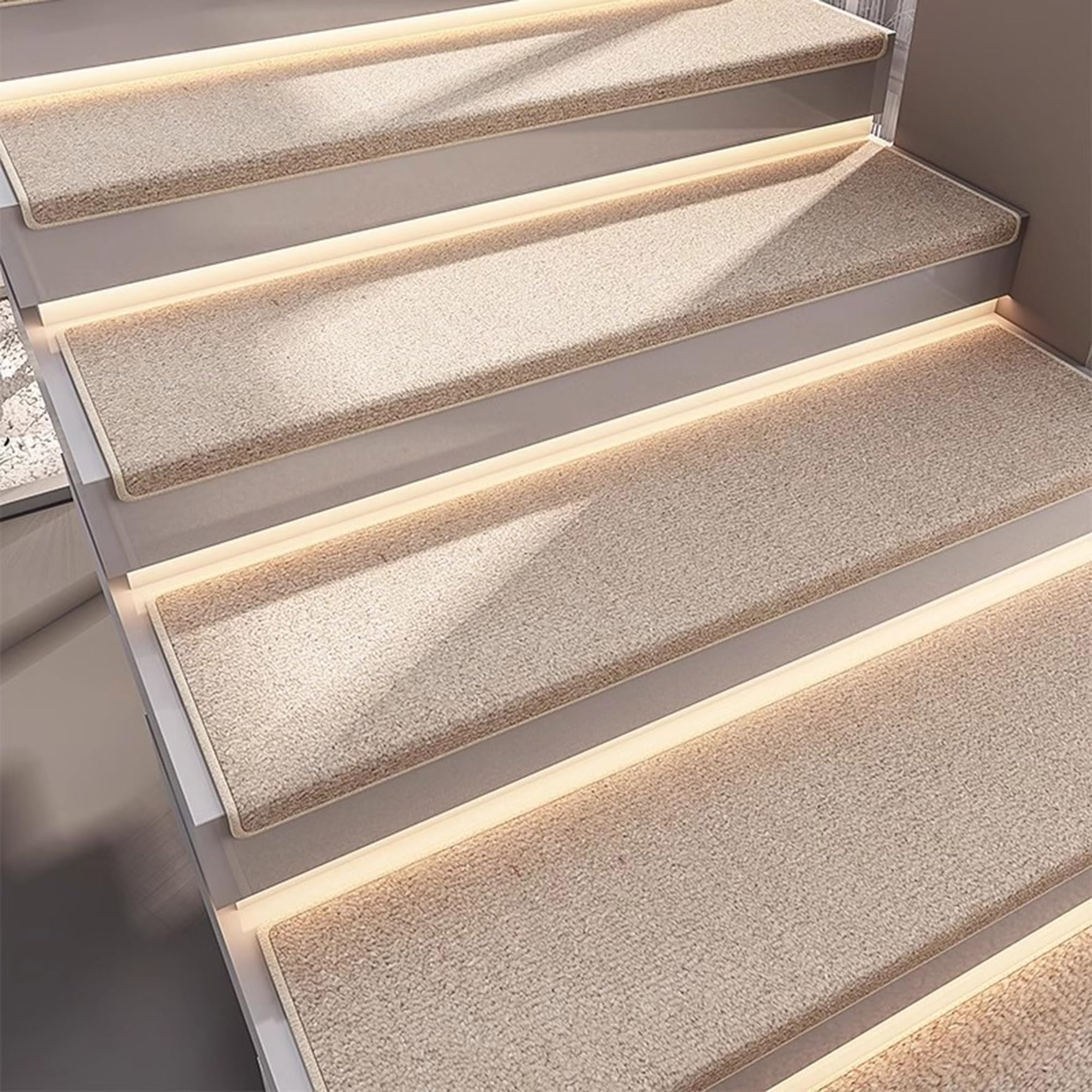Rutschfeste Treppenmatte, selbstklebende Stufenmatten, abnehmbarer Treppenläufer, Teppich, Abdeckmatten für Kinder, ältere Menschen, Haustiere (75 x 26 cm, 7 Stück, Beige)