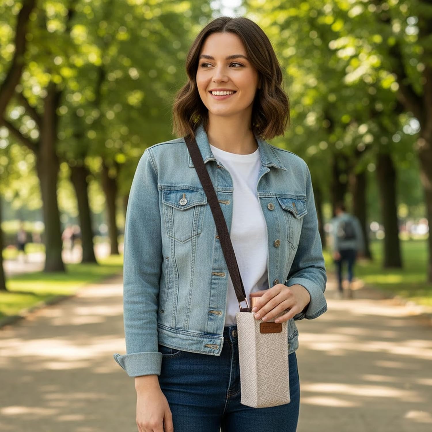 Hammered Copper Water Bottle (25.4oz/750ml) with Juco Bag - Handcrafted 100% Pure Copper Vessel for Drinking Reusable & BPA Free Leak-Proof Bottle Healing Benefit for Travel, Office, Sports