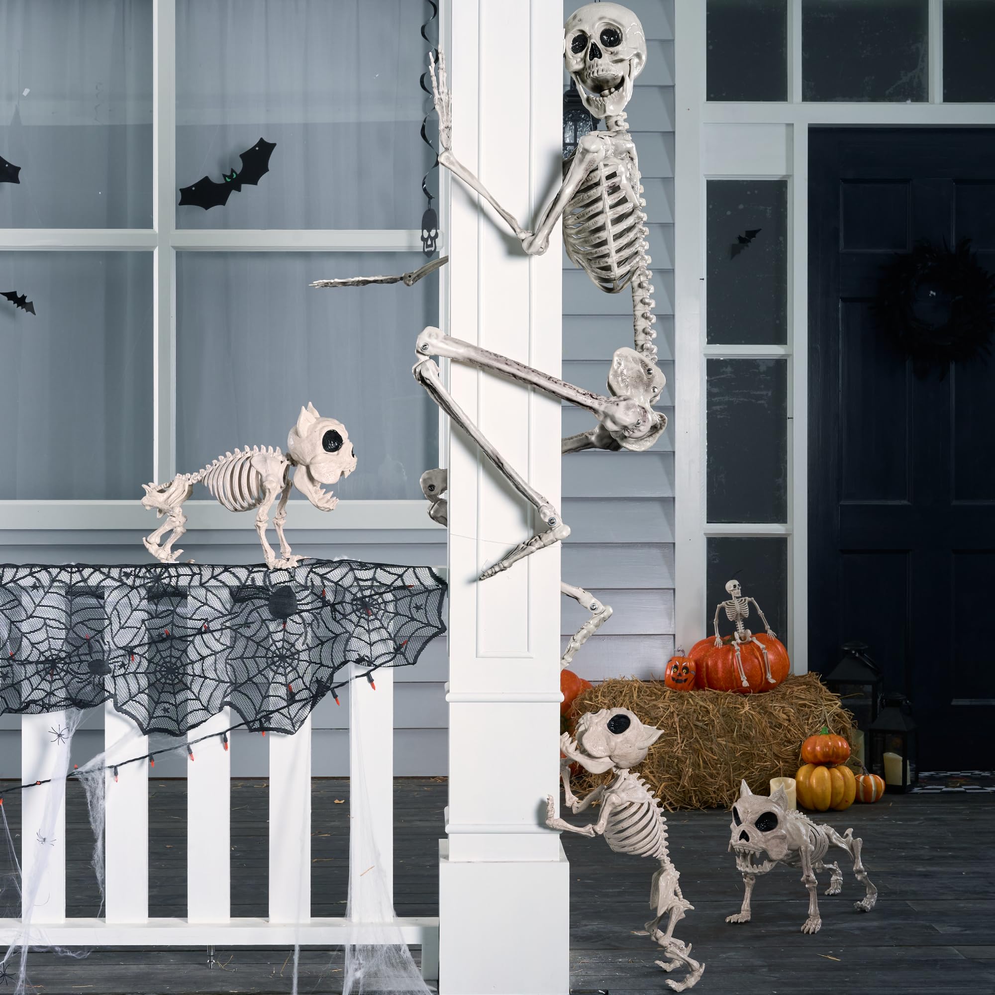 JOYIN Halloween możliwy szkielet na całe ciało, realistyczne kości z ruchomymi przegubami, na Halloween, do dekoracji wewnątrz i na zewnątrz (białe)