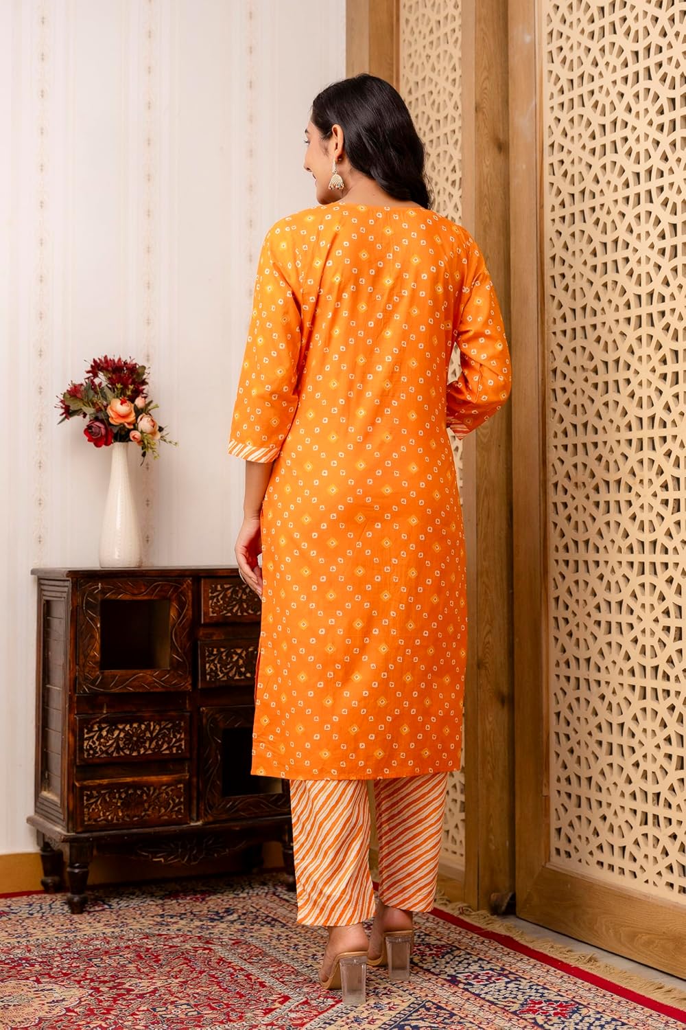 JG JAI GOVINDAM Indian Kurtis for Women Salwar Kameez Suit Set Indian Dresses Chikankari White Kurti Pant & Dupatta Set