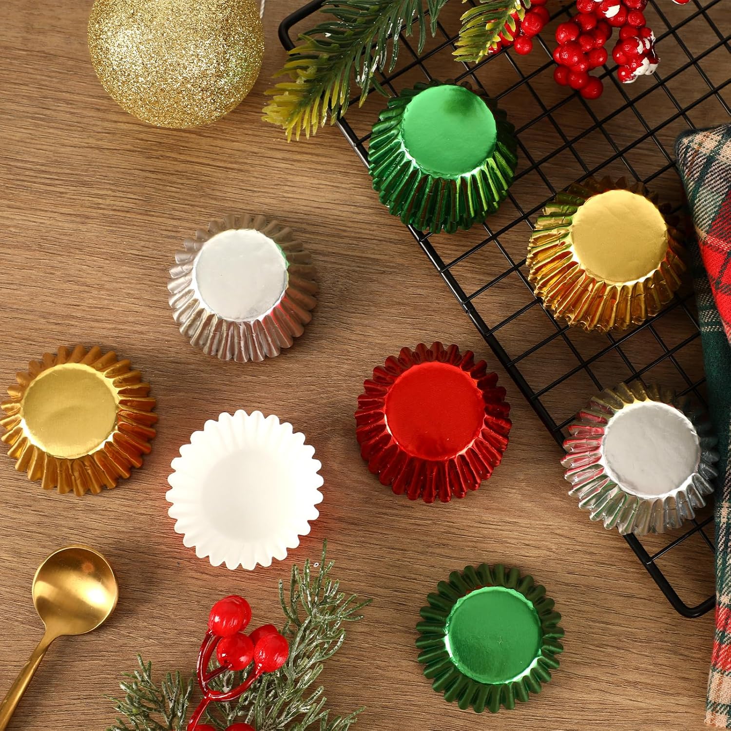AUGSUN 400pcs Christmas Mini Foil Cupcake Liners Golden Red Green Silver image 4